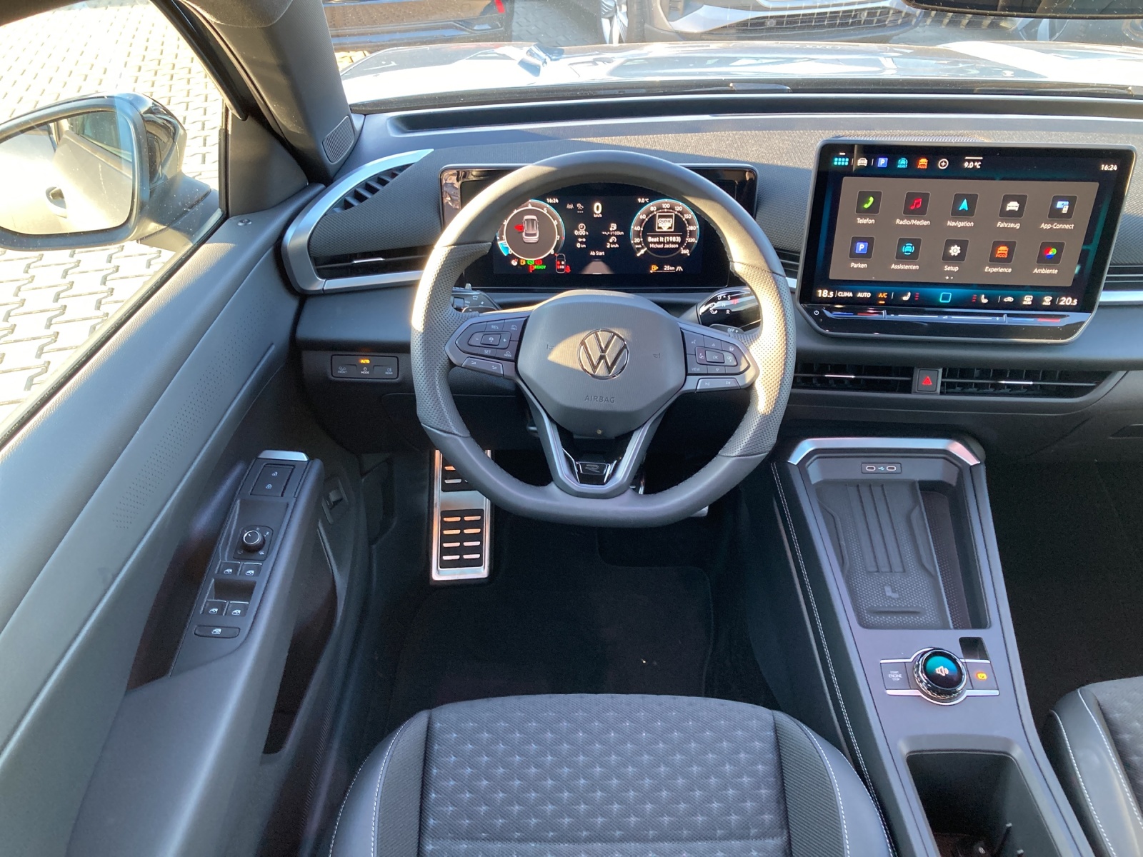 T-Roc 1.5 eTSI DSG R-Line 