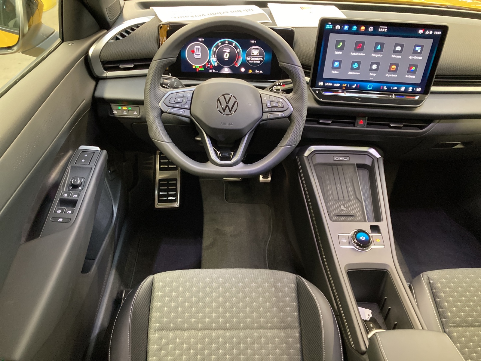 T-Roc 1.5 eTSI DSG R-Line 