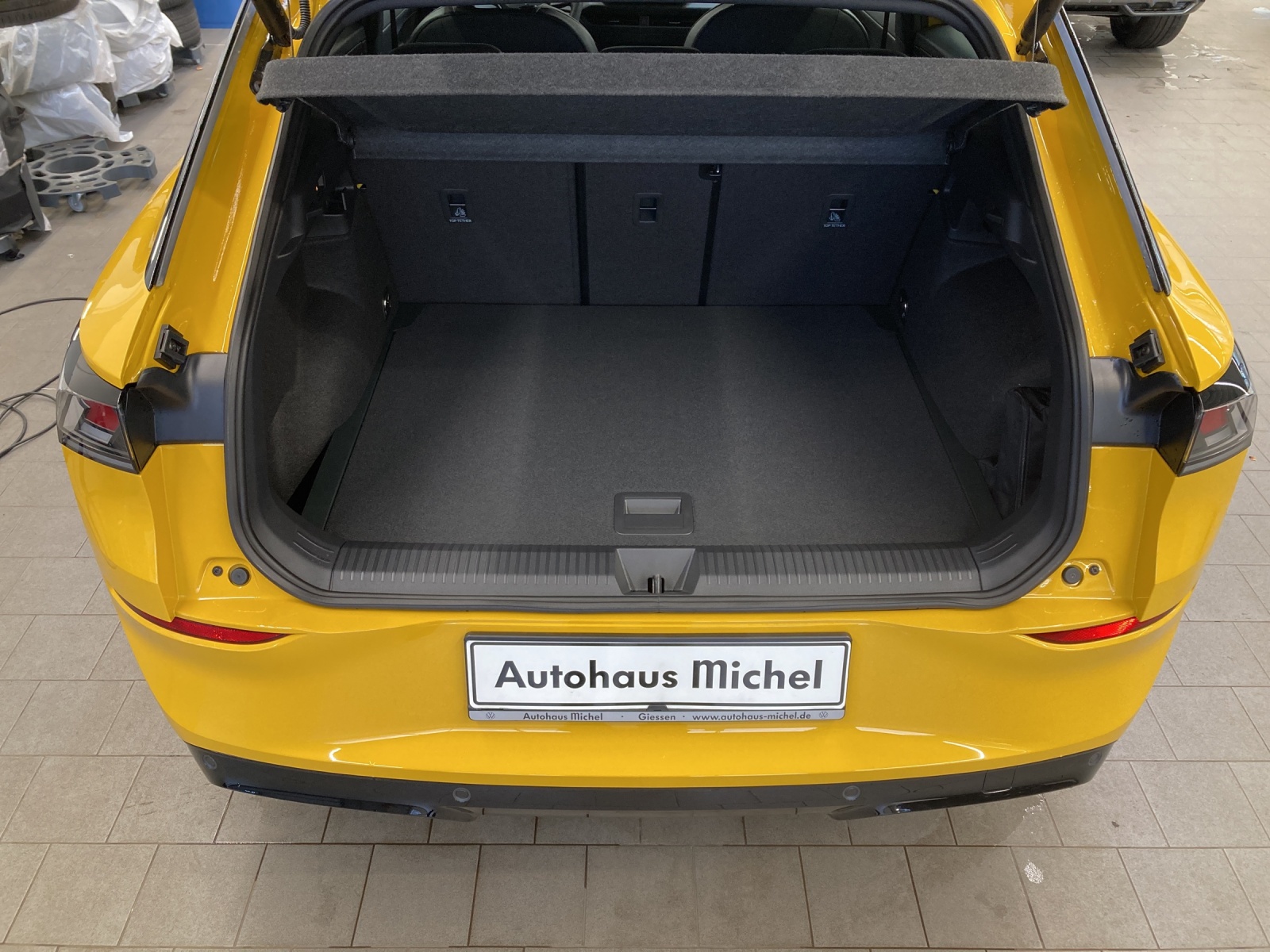 T-Roc 1.5 eTSI DSG R-Line 