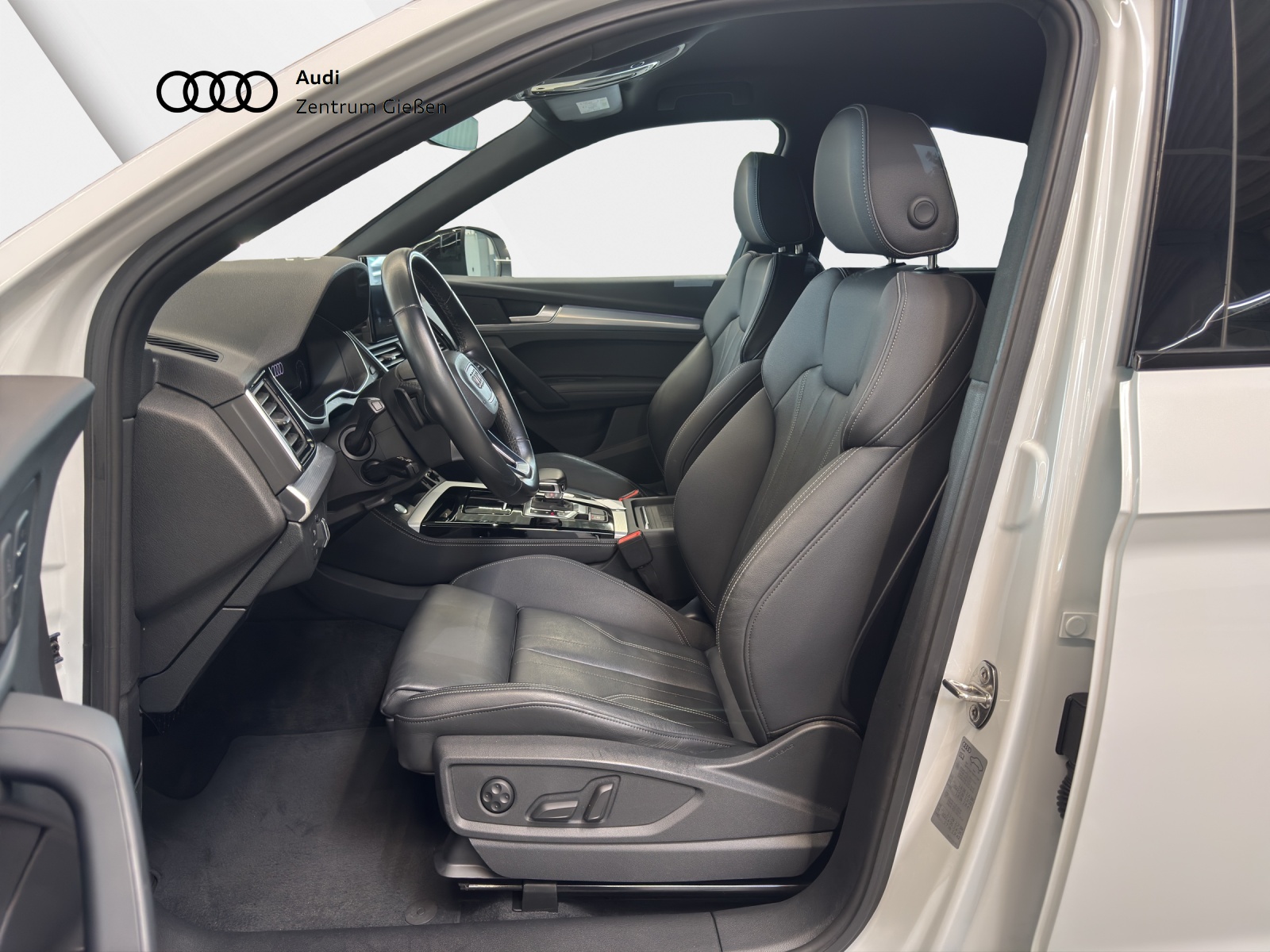 Q5 Sportback 50 TFSI e quattro edition one black