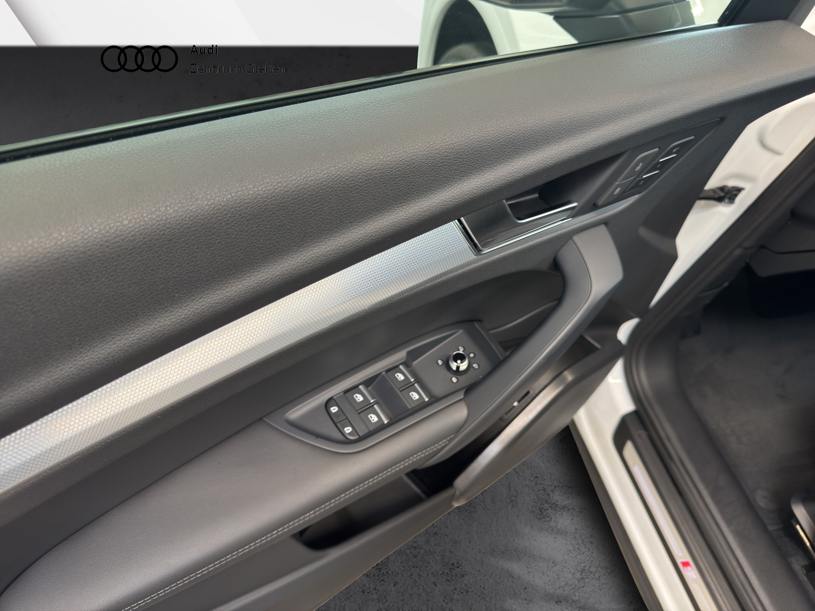 Q5 Sportback 50 TFSI e quattro edition one black