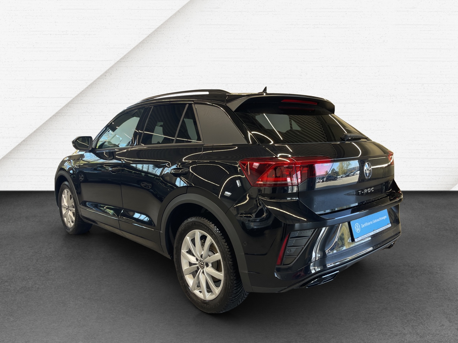 T-Roc 1.5 TSI DSG R-Line IQ-Light Panodach Navi TravelAssist