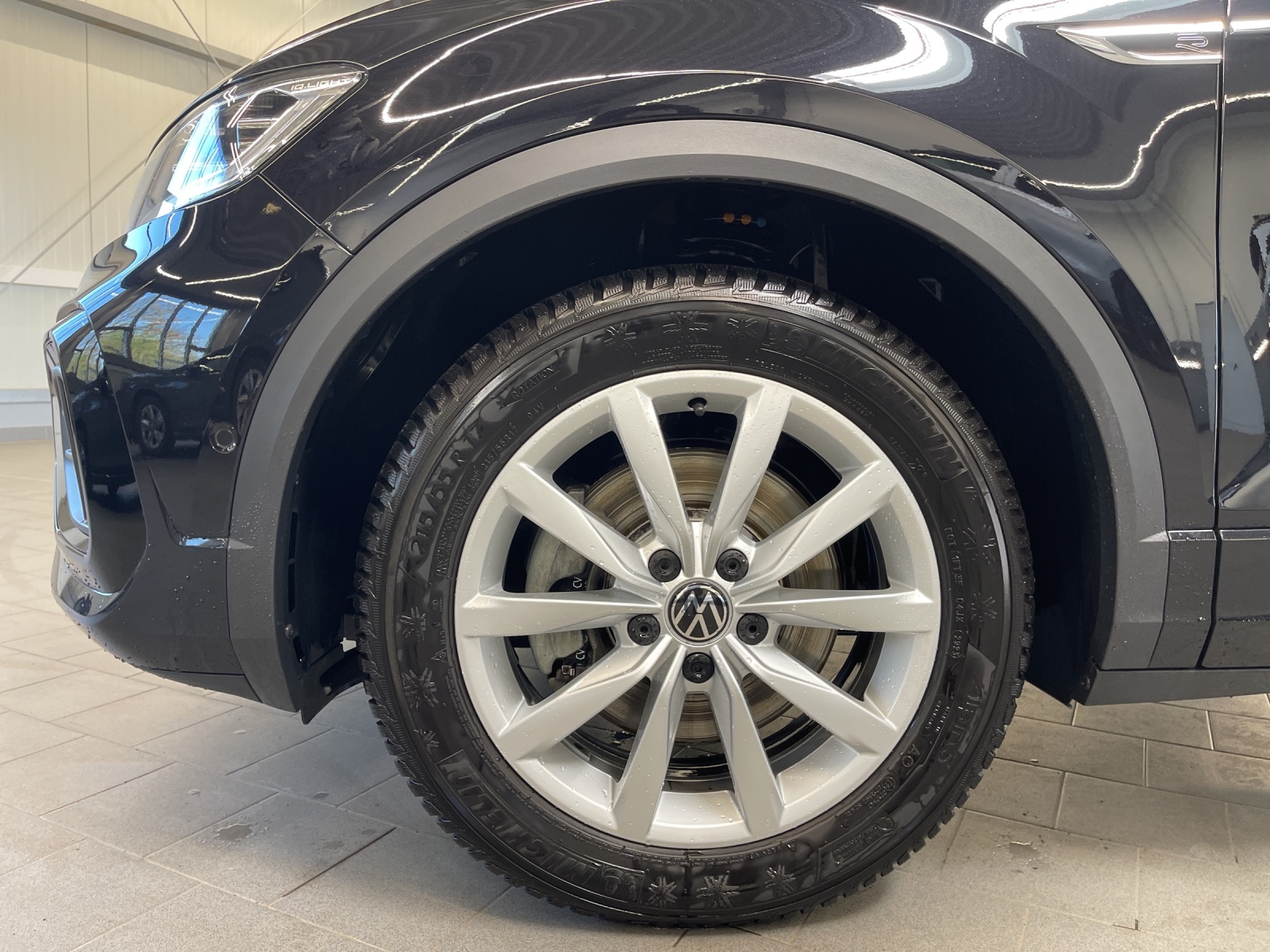 T-Roc 1.5 TSI DSG R-Line IQ-Light Panodach Navi TravelAssist