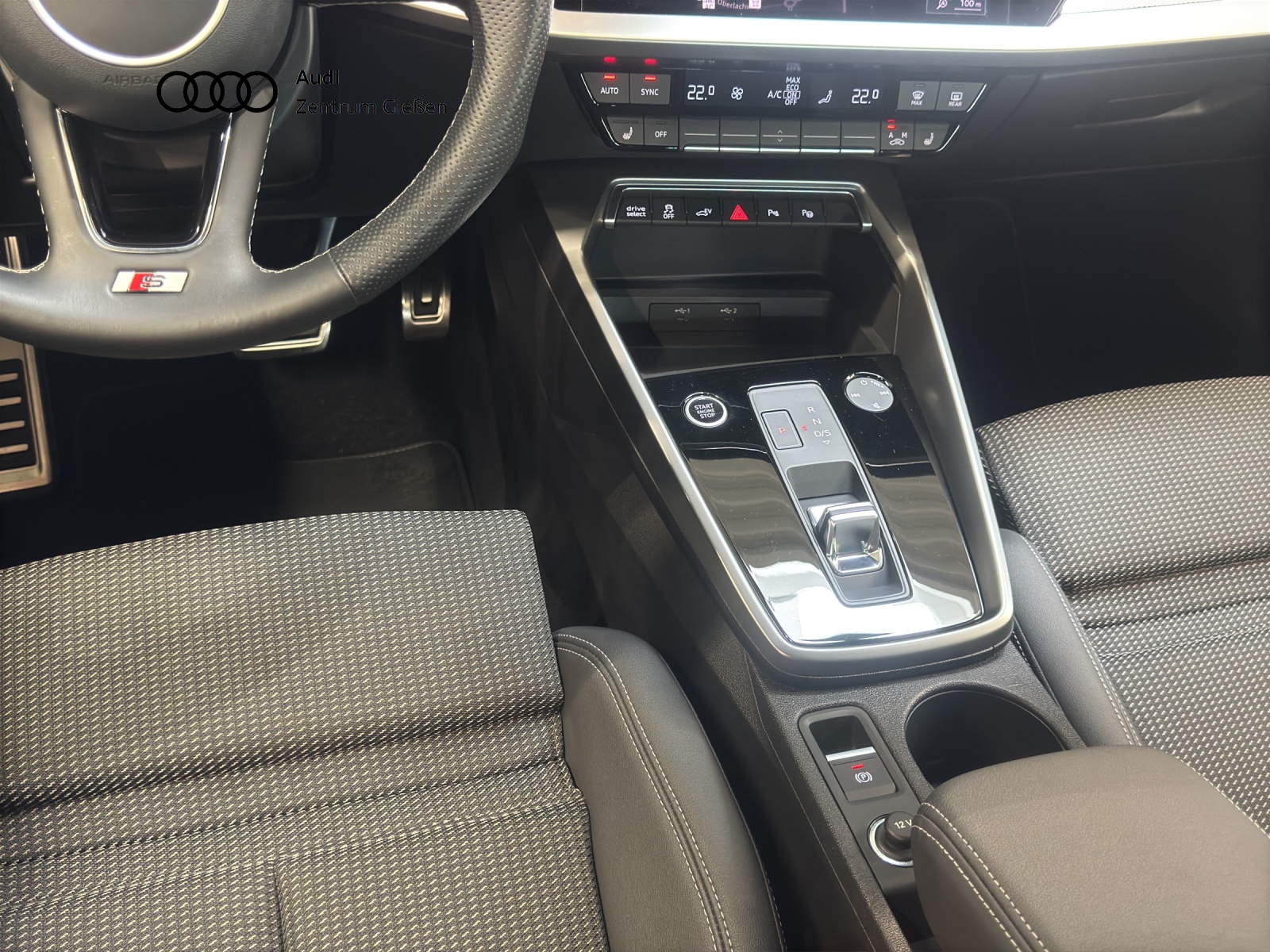 A3 Sportback 40 TFSI e S line MATRIX-LED Kamera Navi