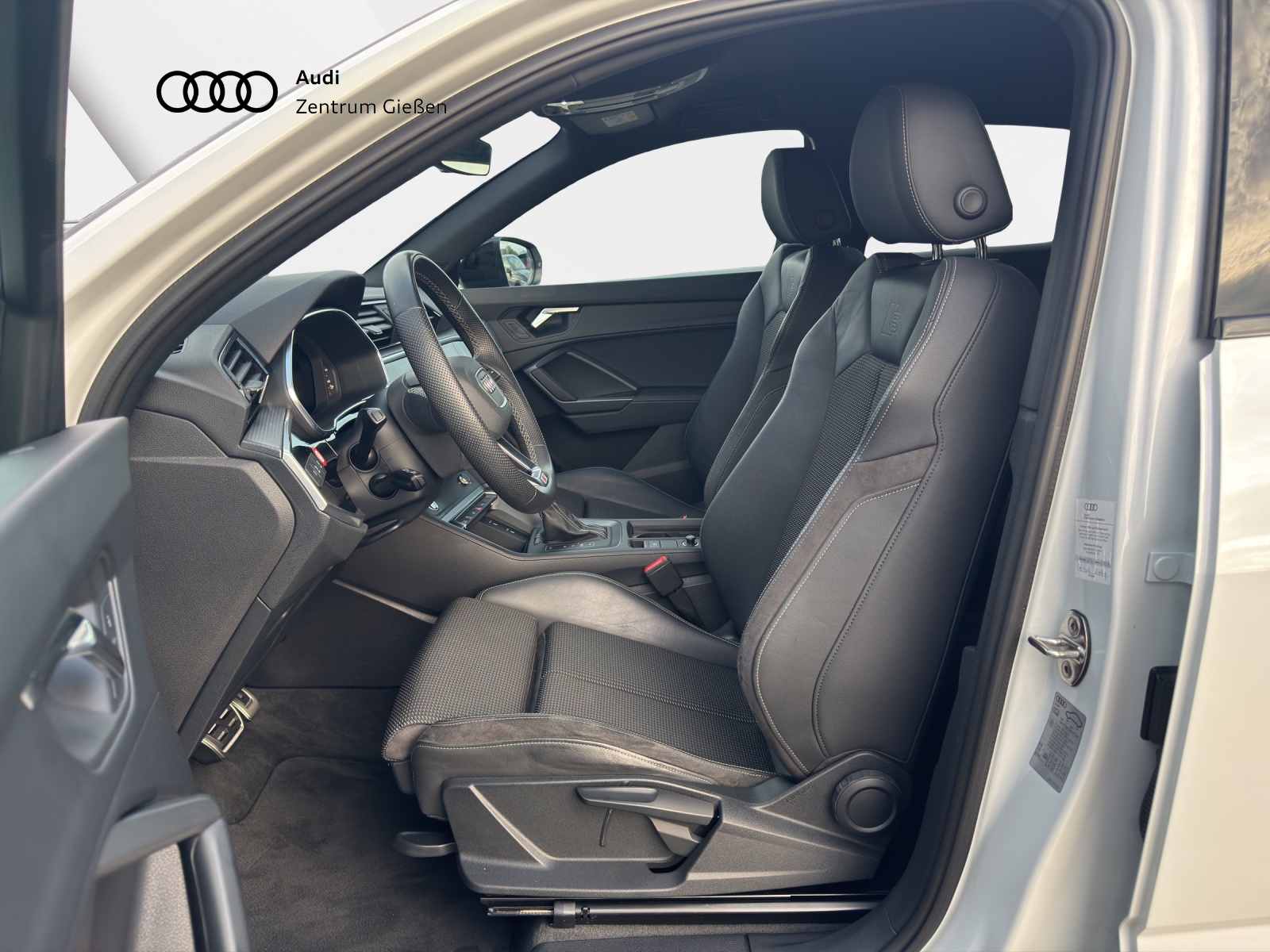 Q3 Sportback 45 TFSI e S line black Businesspaket