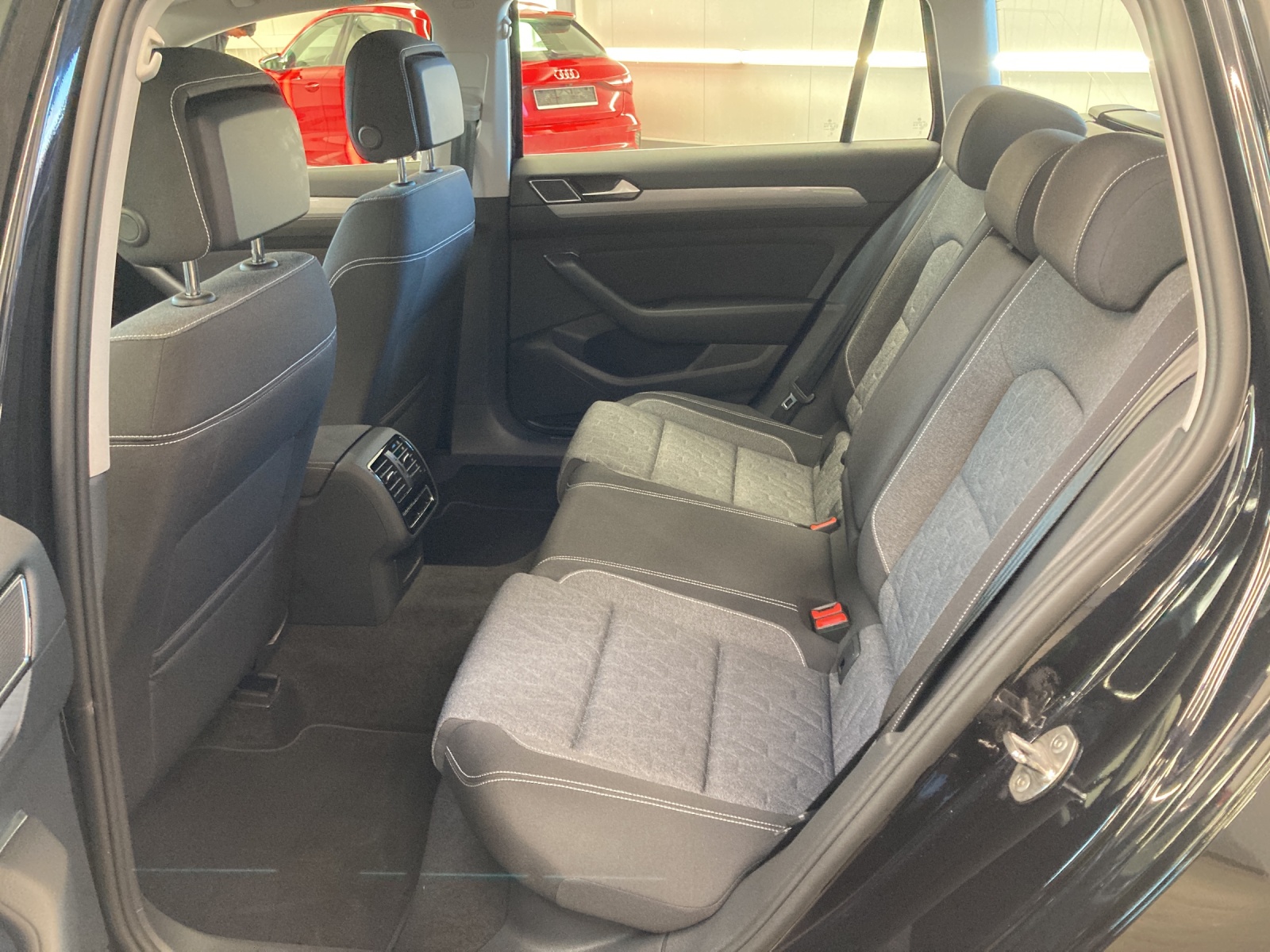 Passat Variant TDI DSG Business IQ-Light Kamera Ergositz