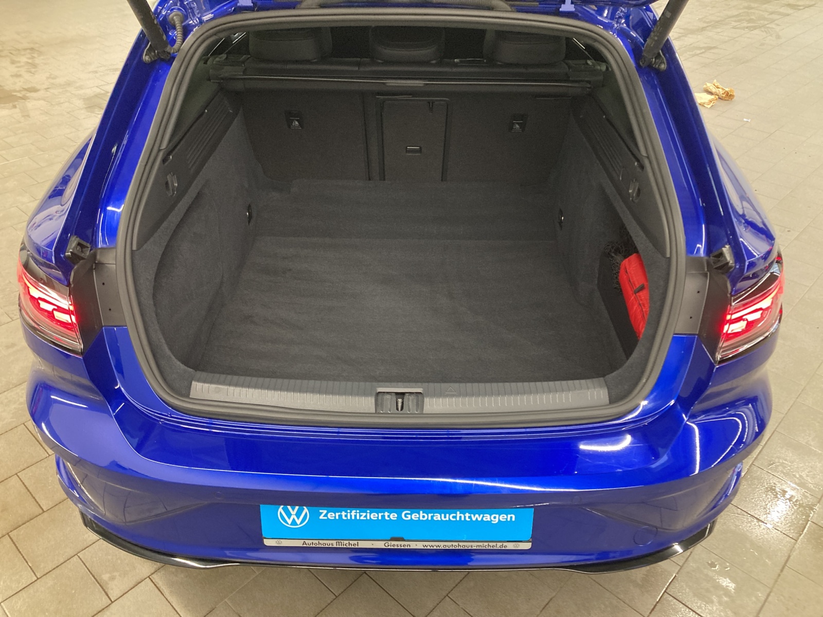 Arteon Shooting Brake TSI DSG 4M R LED DCC Alu-20Zoll Navi