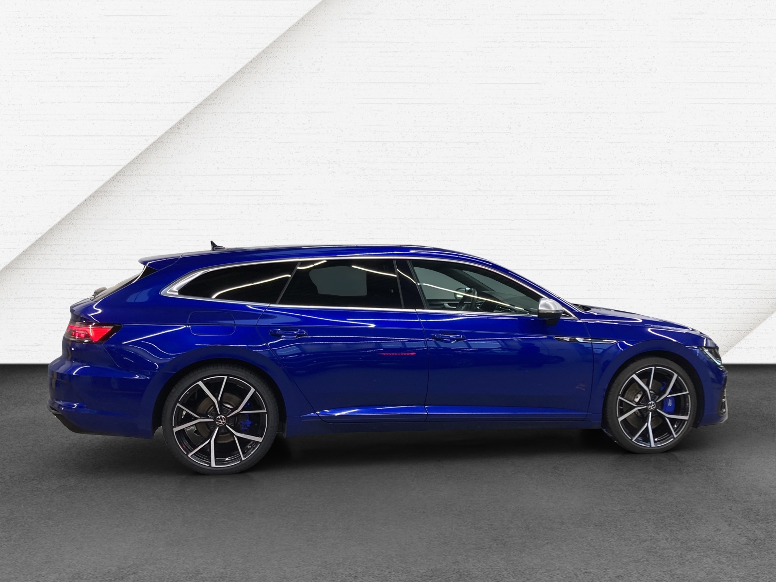 Arteon Shooting Brake TSI DSG 4M R LED DCC Alu-20Zoll Navi