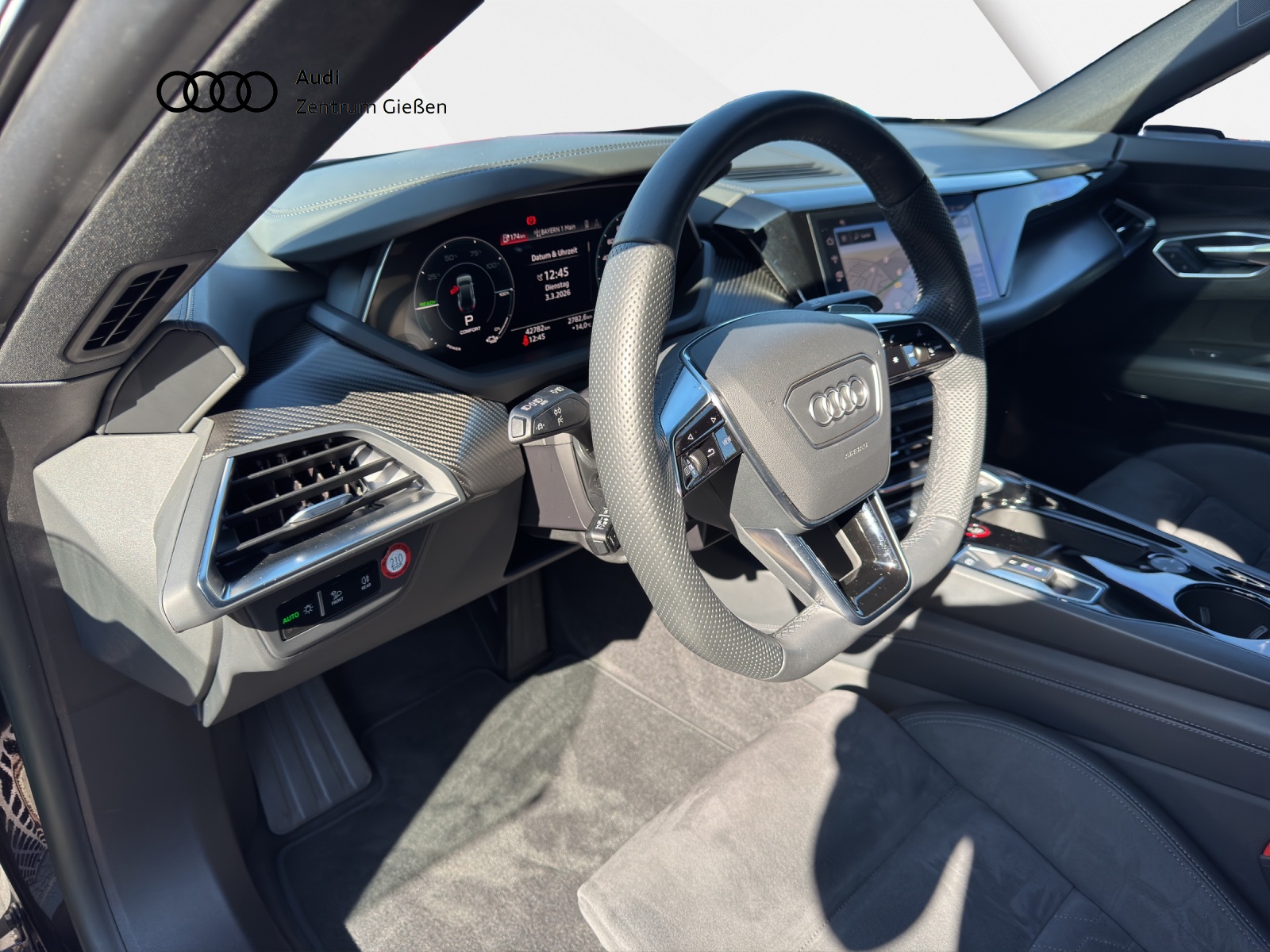 e-tron GT quattro B&O HuD Matrix-LED 360°Kamera