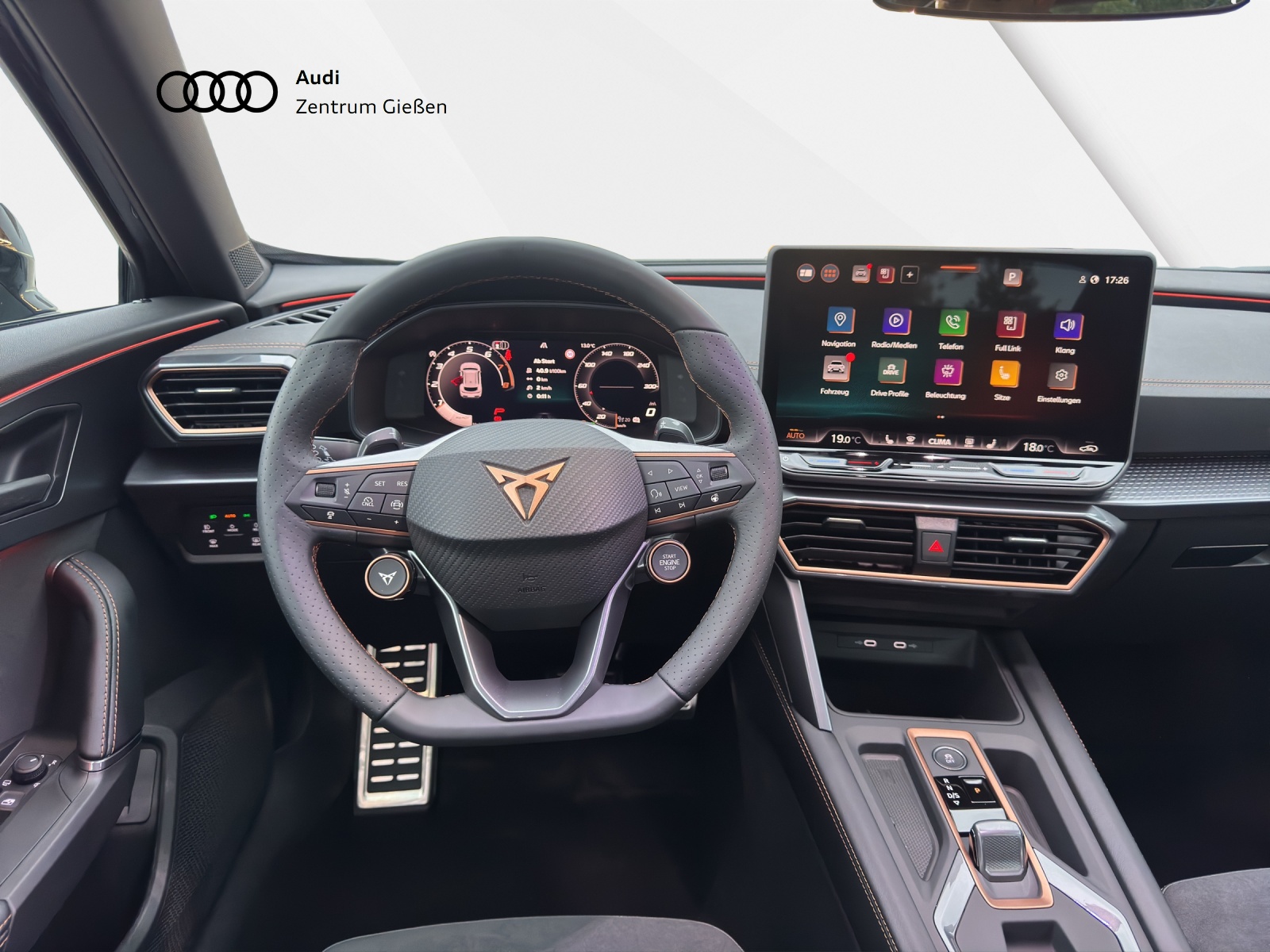 Formentor 2.0 TSI 4Drive DSG VZ PANO MATRIX AHK NAVI