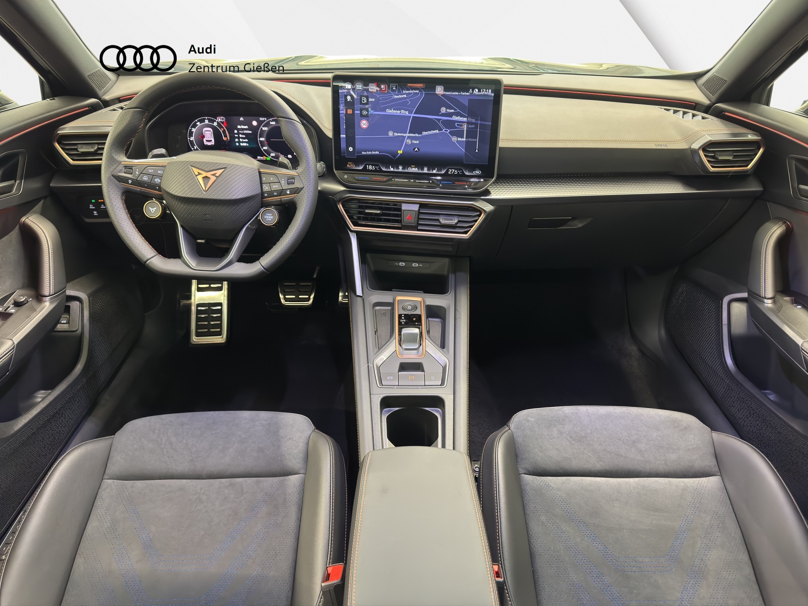 Formentor 2.0 TSI 4Drive DSG VZ PANO MATRIX AHK NAVI