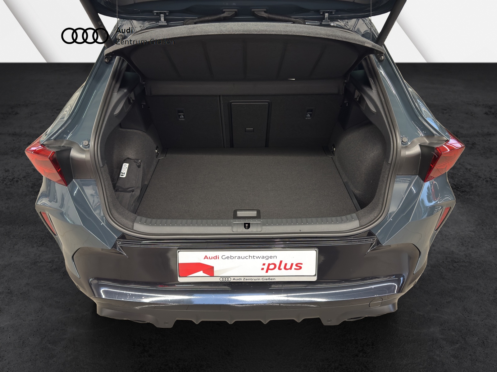 Formentor 2.0 TSI 4Drive DSG VZ PANO MATRIX AHK NAVI