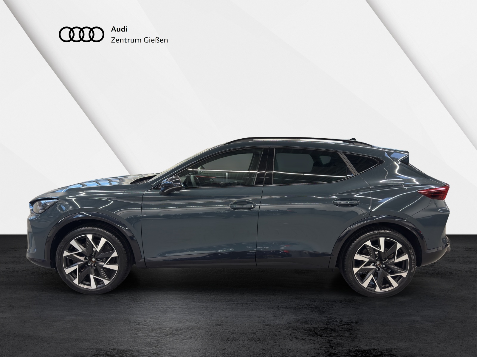 Formentor 2.0 TSI 4Drive DSG VZ PANO MATRIX AHK NAVI
