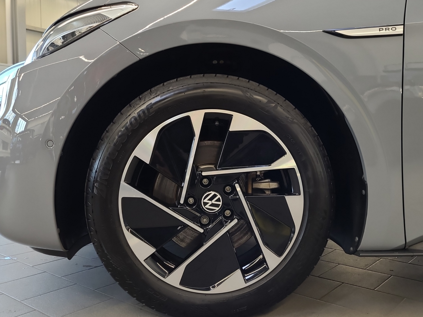 ID.3 Pro Performance 150 kW/58 kWh Wärmepumpe ACC Kamera Navi