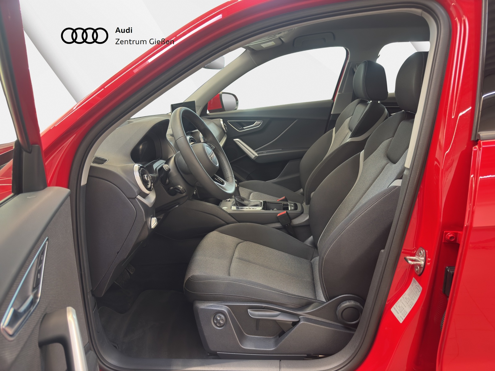 Q2 35 TFSI S-tronic S line Matrix-LED Assistenzpaket