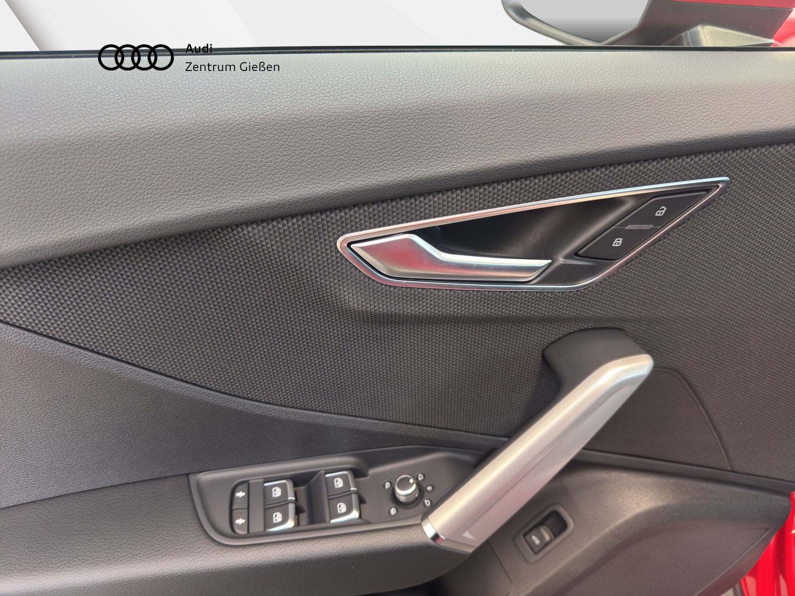 Q2 35 TFSI S-tronic S line Matrix-LED Assistenzpaket