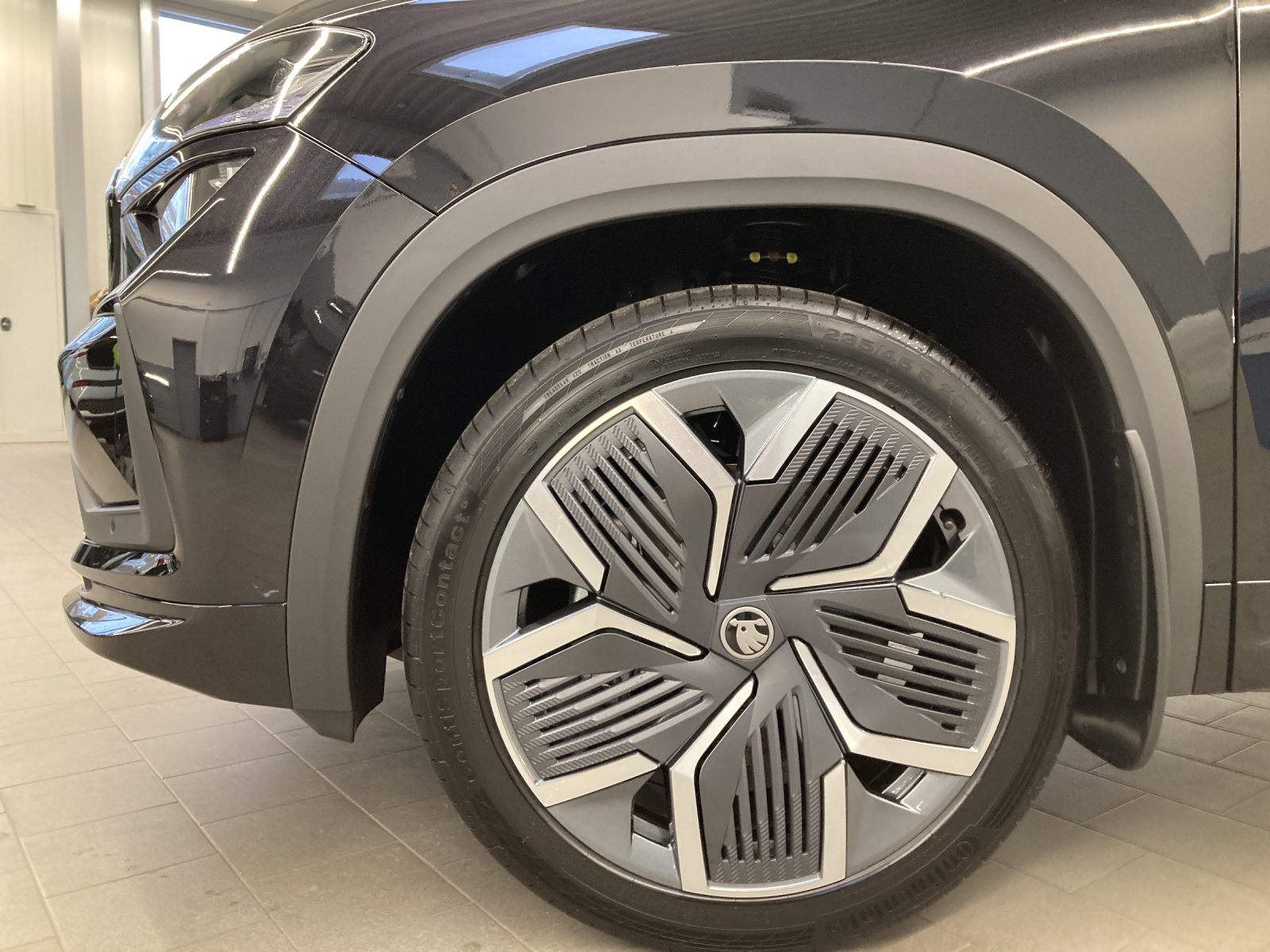 Kodiaq eTSI DSG Sportline Pano DCC HeadUp AHK Alu-20Zoll