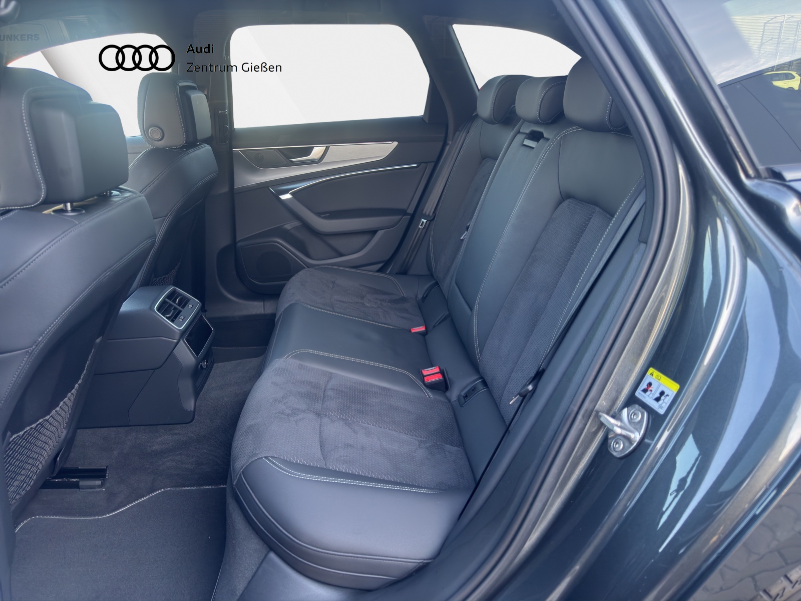 A6 Avant 55 TFSI e quattro S line Black AHK 360°Kamera Matrix-LED