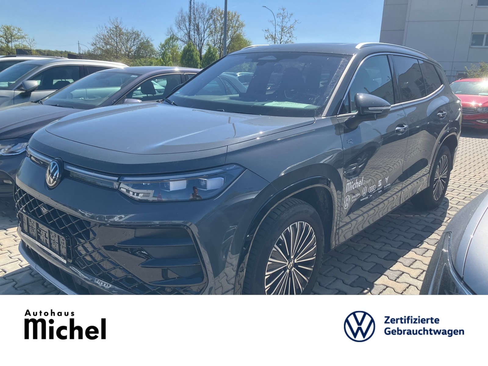Tayron TDI DSG 4M R-Line IQ-Light Standh. AHK Panodach