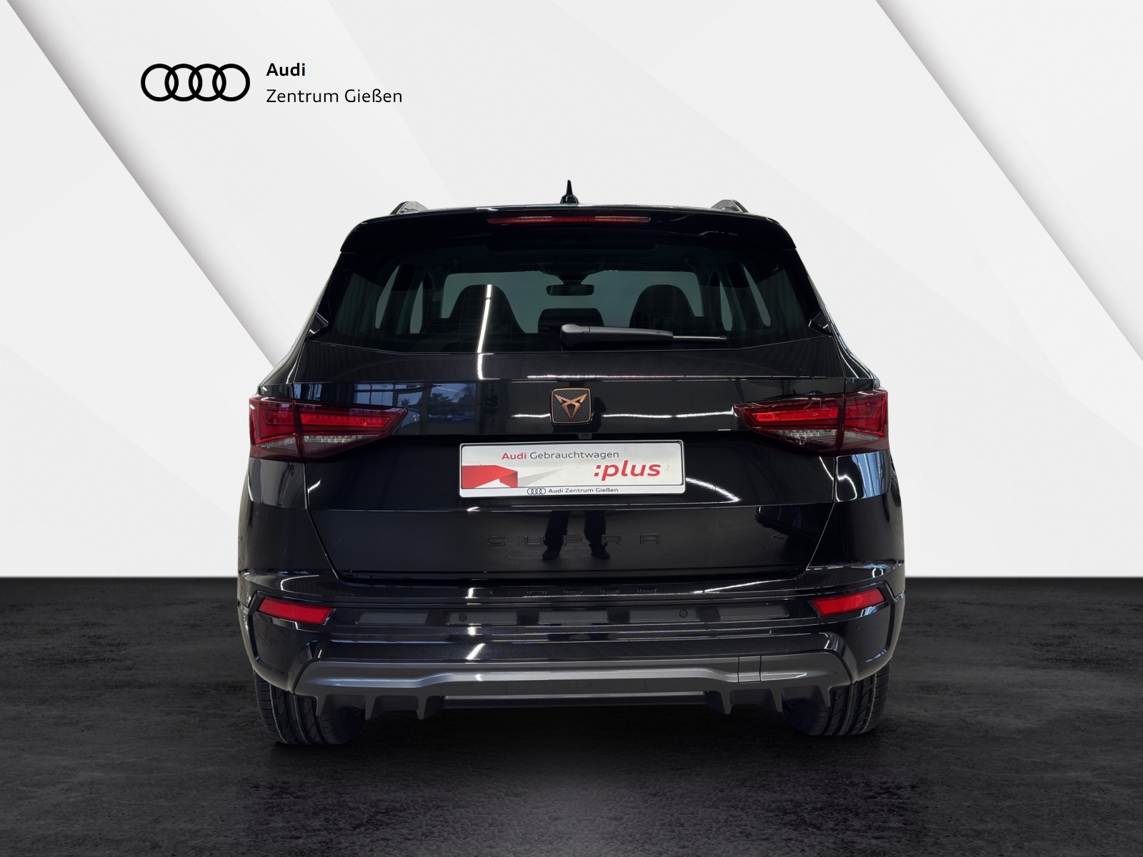 Ateca 1.5 TSI DSG Pano AHK Navi LED ACC Kamera