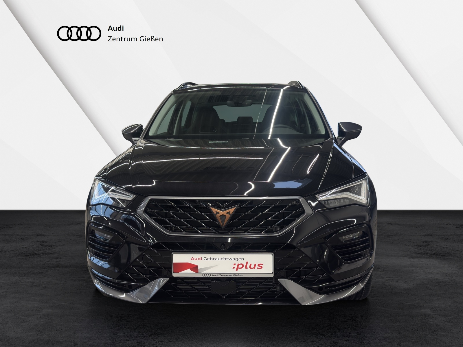 Ateca 1.5 TSI DSG Pano AHK Navi LED ACC Kamera