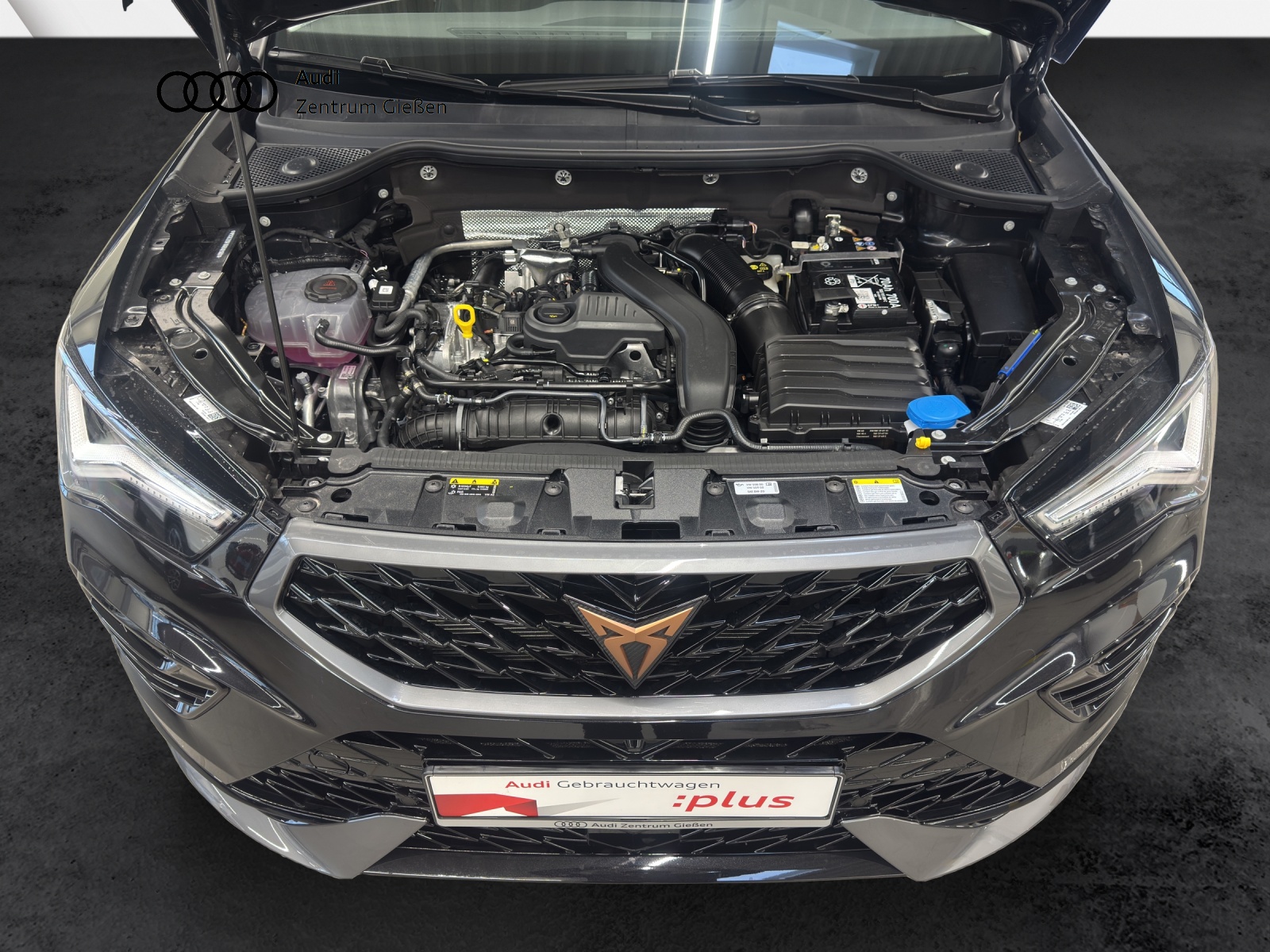 Ateca 1.5 TSI DSG Pano AHK Navi LED ACC Kamera