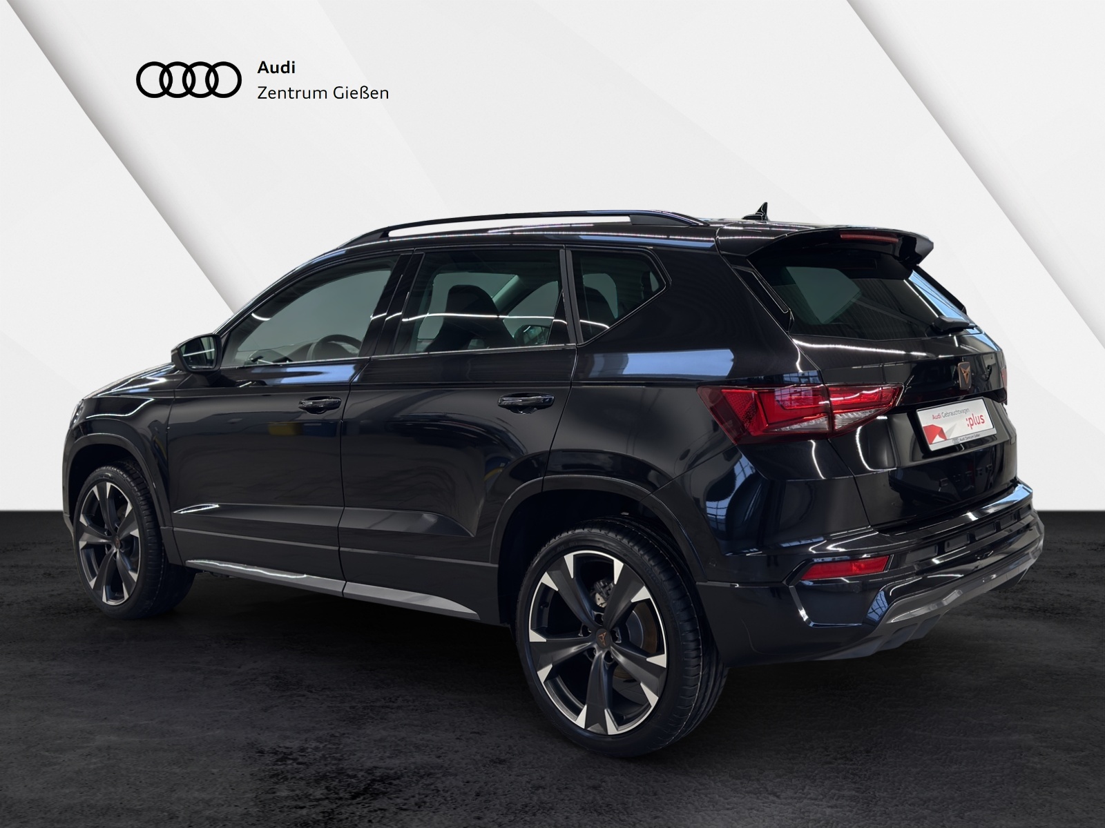 Ateca 1.5 TSI DSG Pano AHK Navi LED ACC Kamera