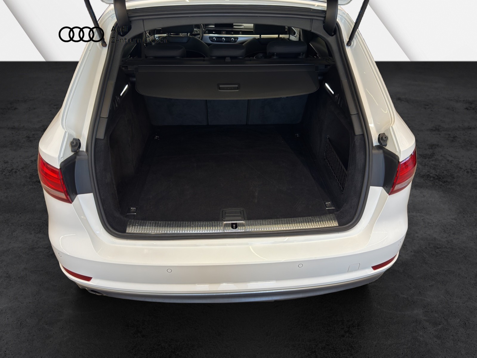 A4 Avant 1.4 TFSI S-tronic sport PANO Navi
