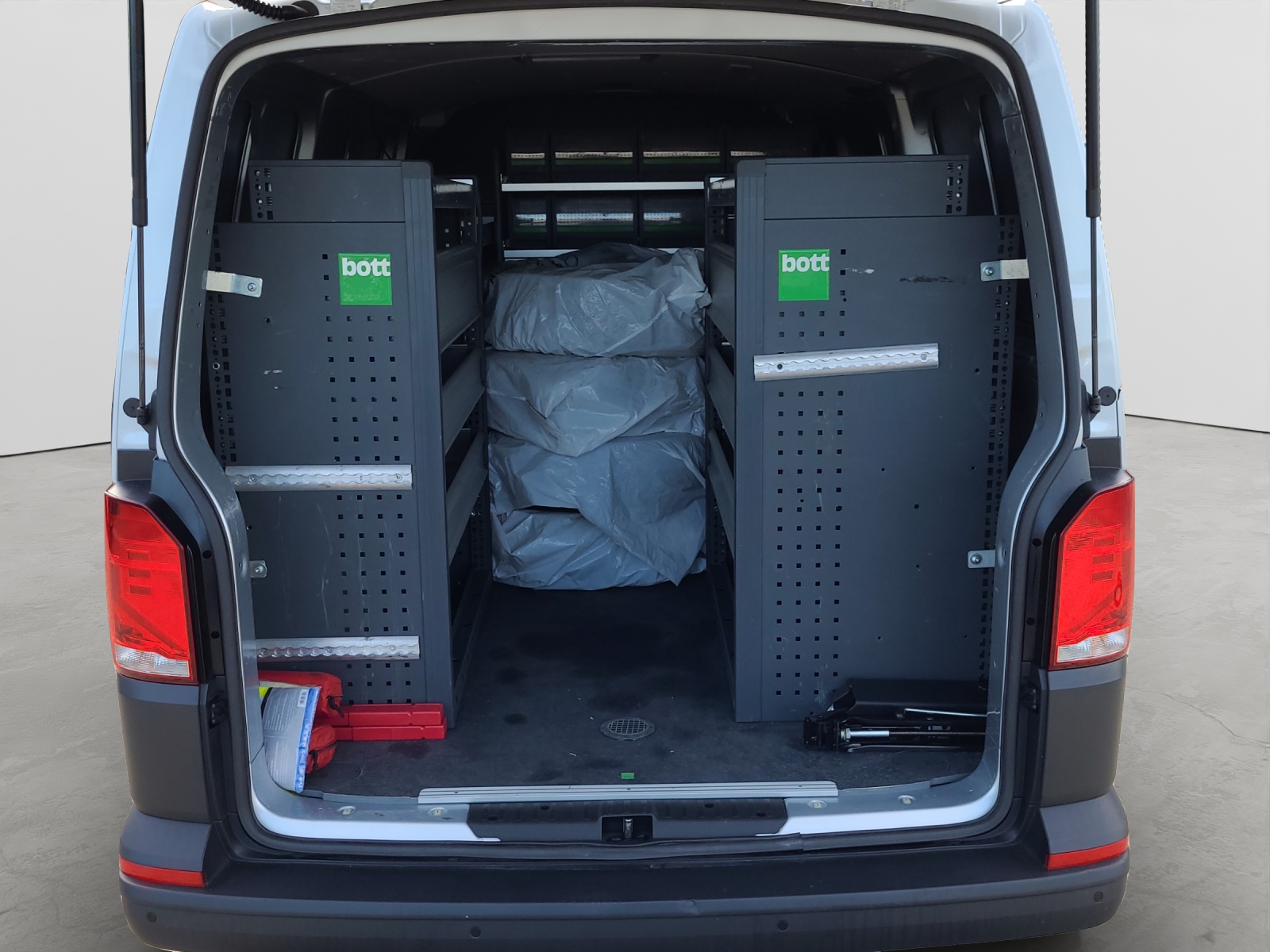 T6.1 Transporter Kasten TDI Klima Navi Standheizung GRA