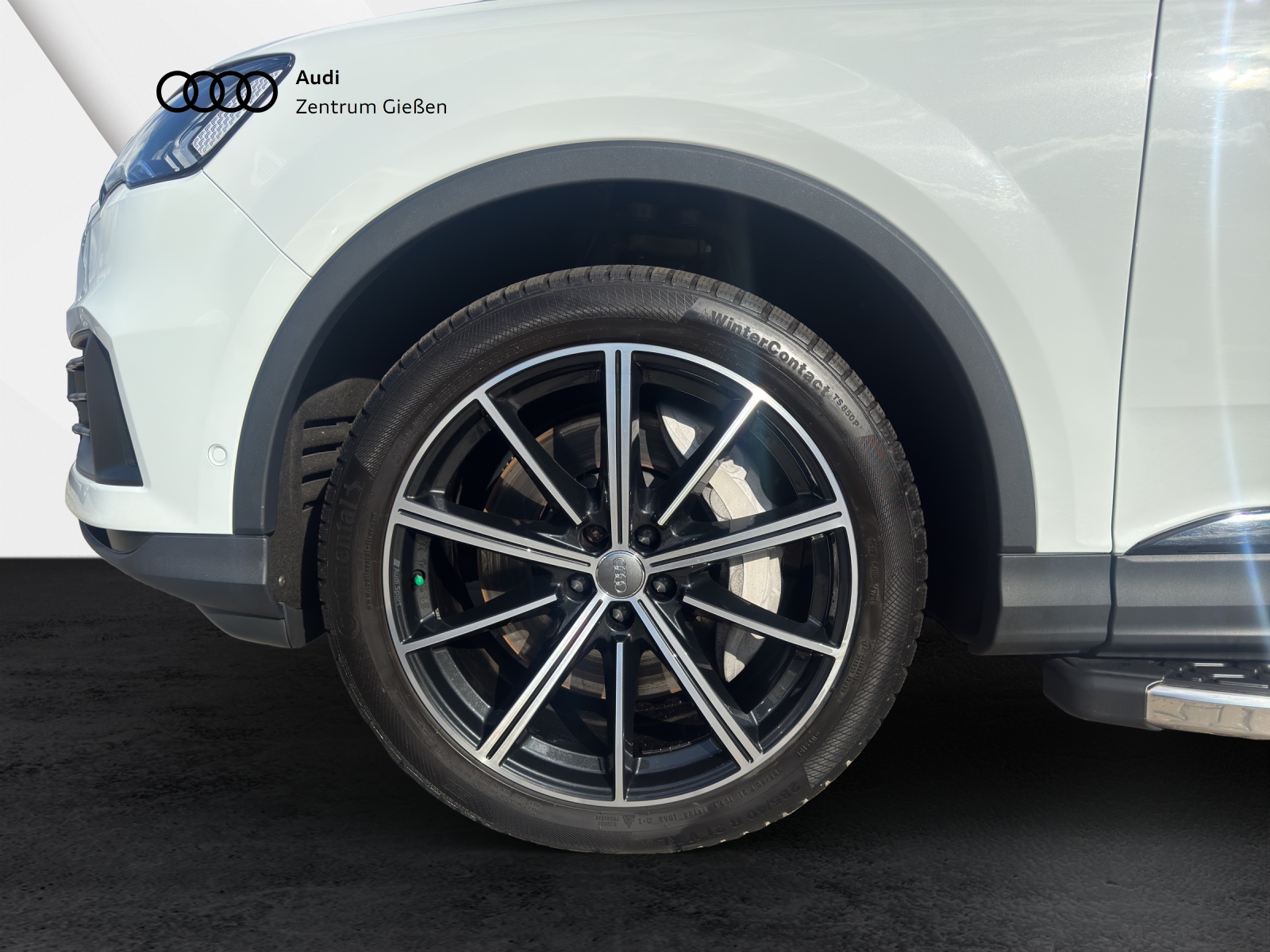 Q7 55 TFSI e quattro S line Black B&O MATRIX PANO Luftfederung