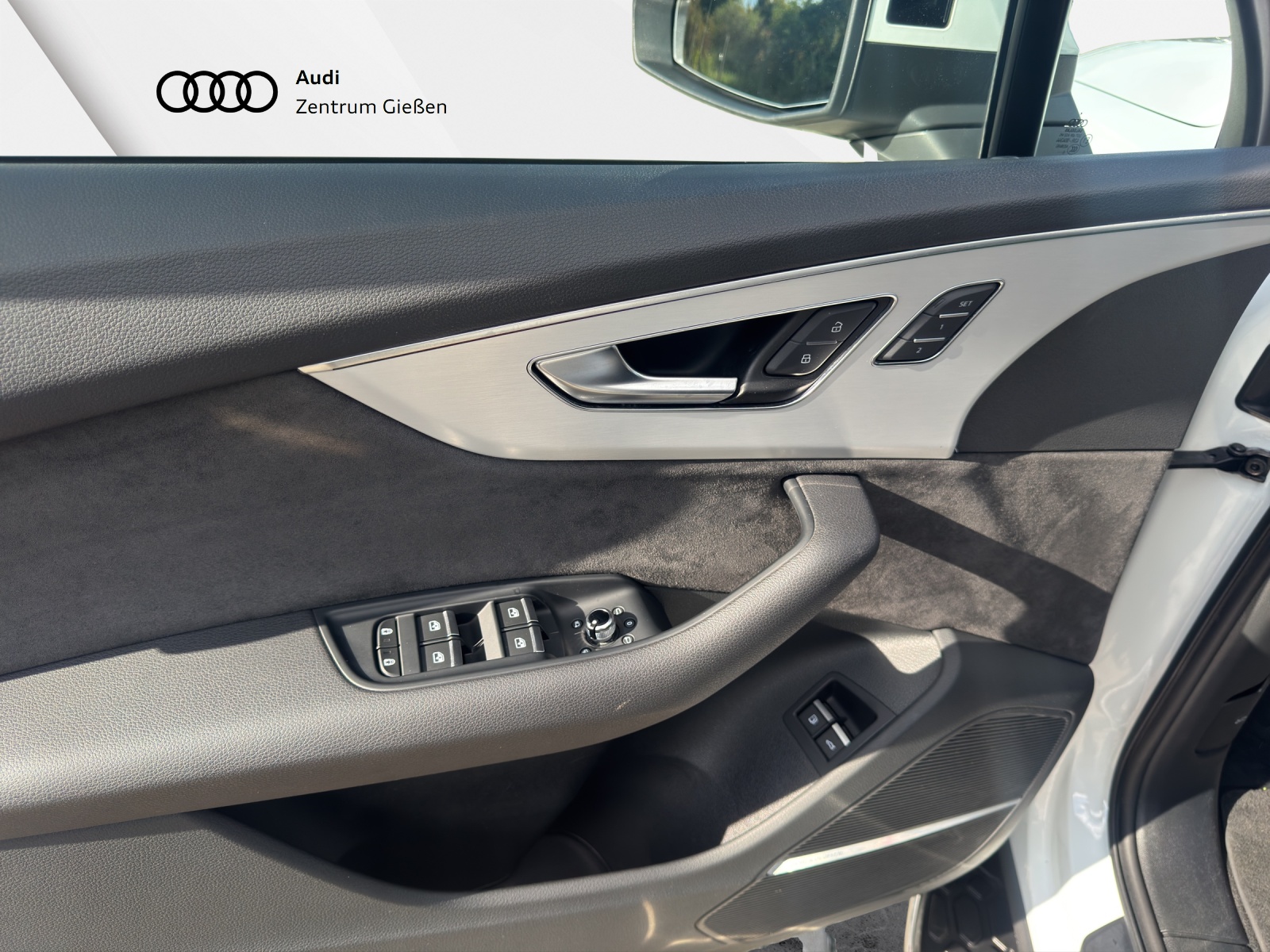 Q7 55 TFSI e quattro S line Black B&O MATRIX PANO Luftfederung