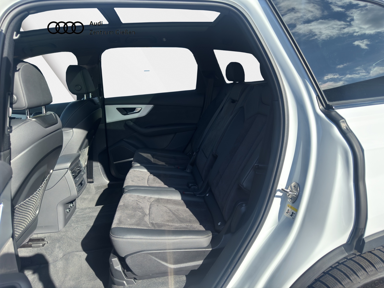 Q7 55 TFSI e quattro S line Black B&O MATRIX PANO Luftfederung