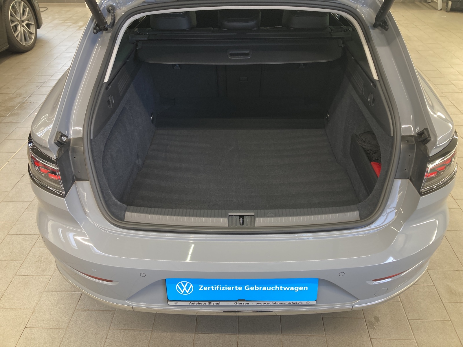 Arteon Shooting Brake TDI DSG 4M Elegance DCC Leder Standh.Alu-20Zoll