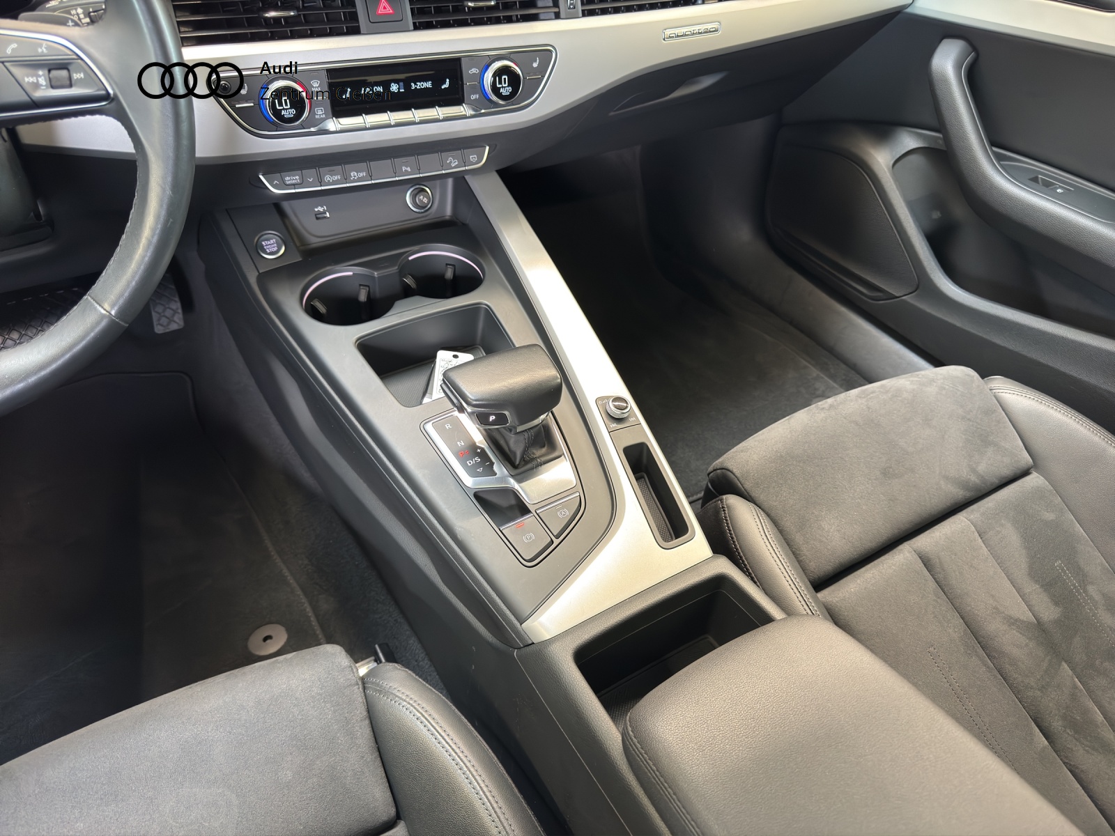 A4 Allroad quattro 40 TDI HuD MATRIX PANO AHK Assistenzpakete