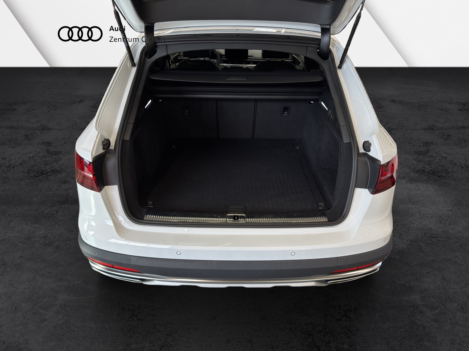 A4 Allroad quattro 40 TDI HuD MATRIX PANO AHK Assistenzpakete