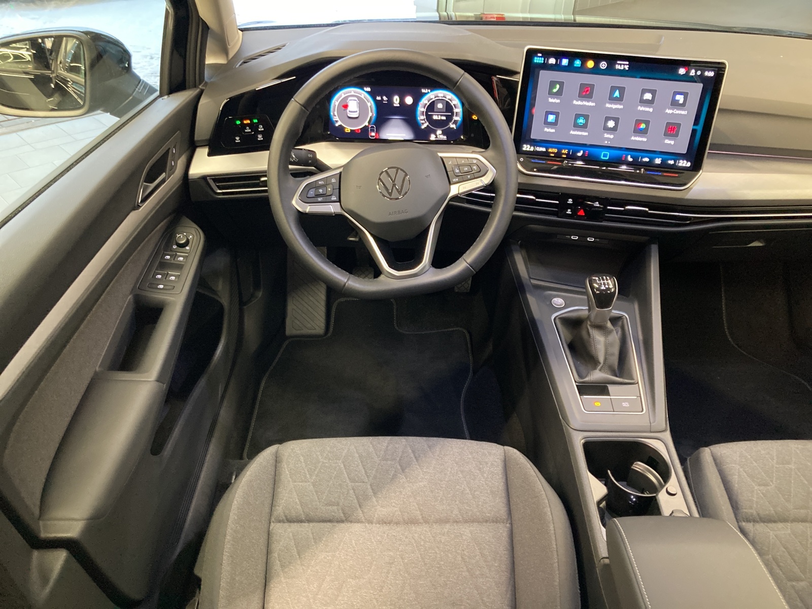 Golf 8 1.5 TSI Life LED Navi TravelAssist