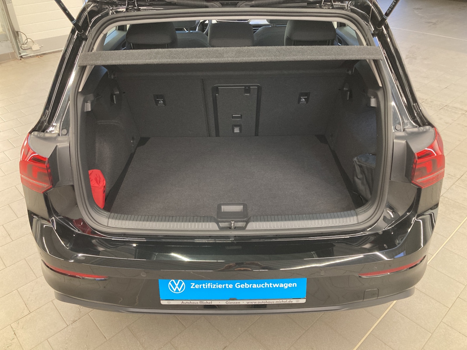 Golf 8 1.5 TSI Life LED Navi TravelAssist