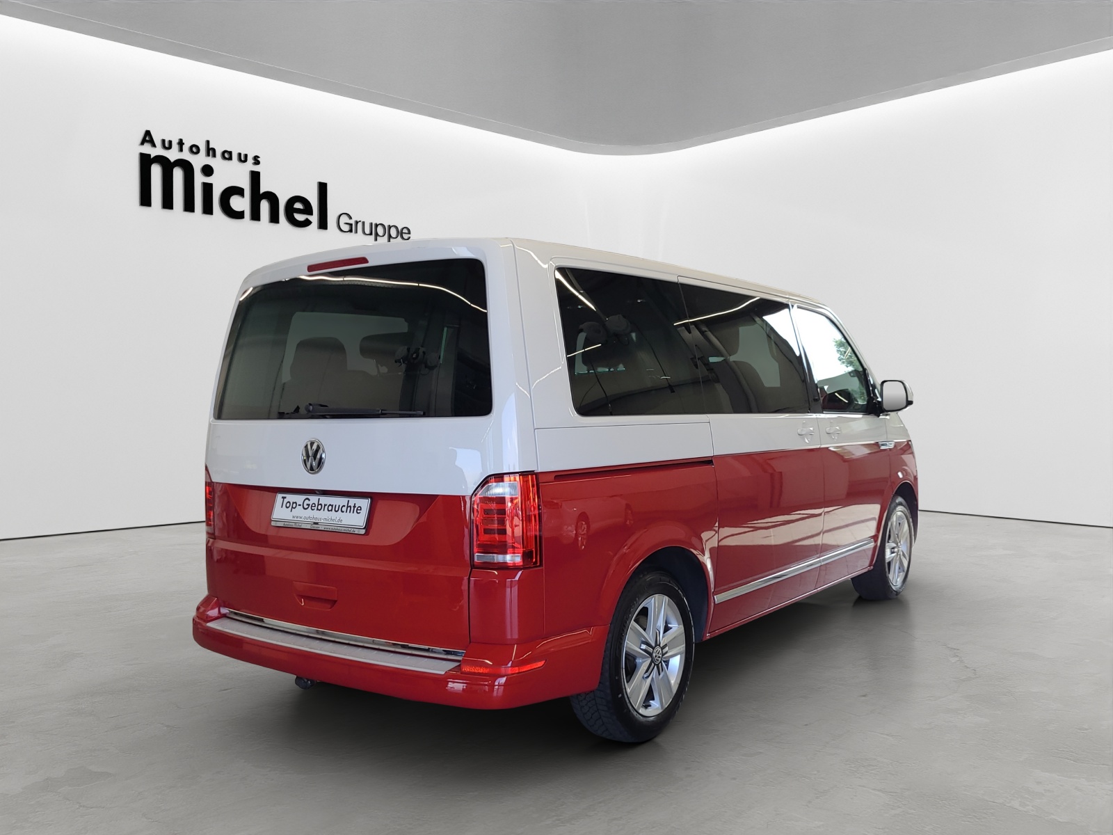 T6 Multivan TDI 4MOTION DSG Highline LED ACC DCC Glasdach Standh.