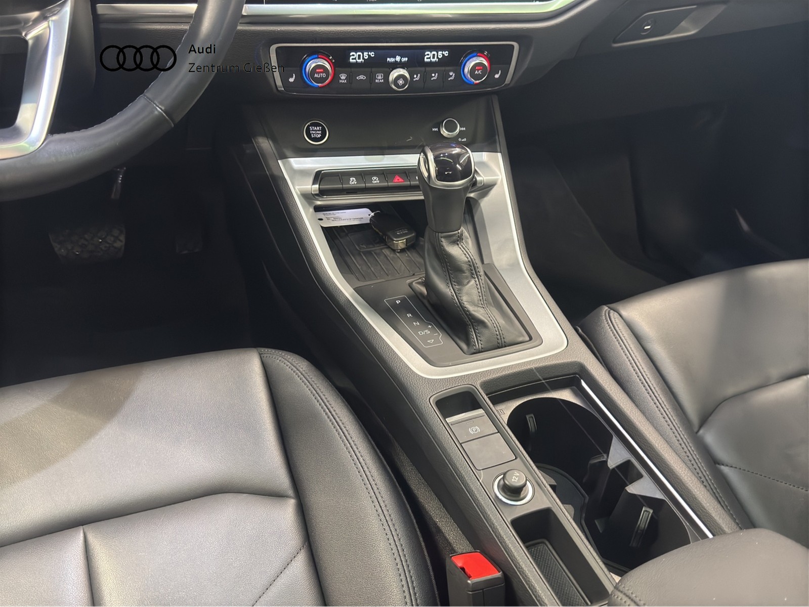 Q3 35 TFSI S tronic Pano AHK Navi Assistenzpaket