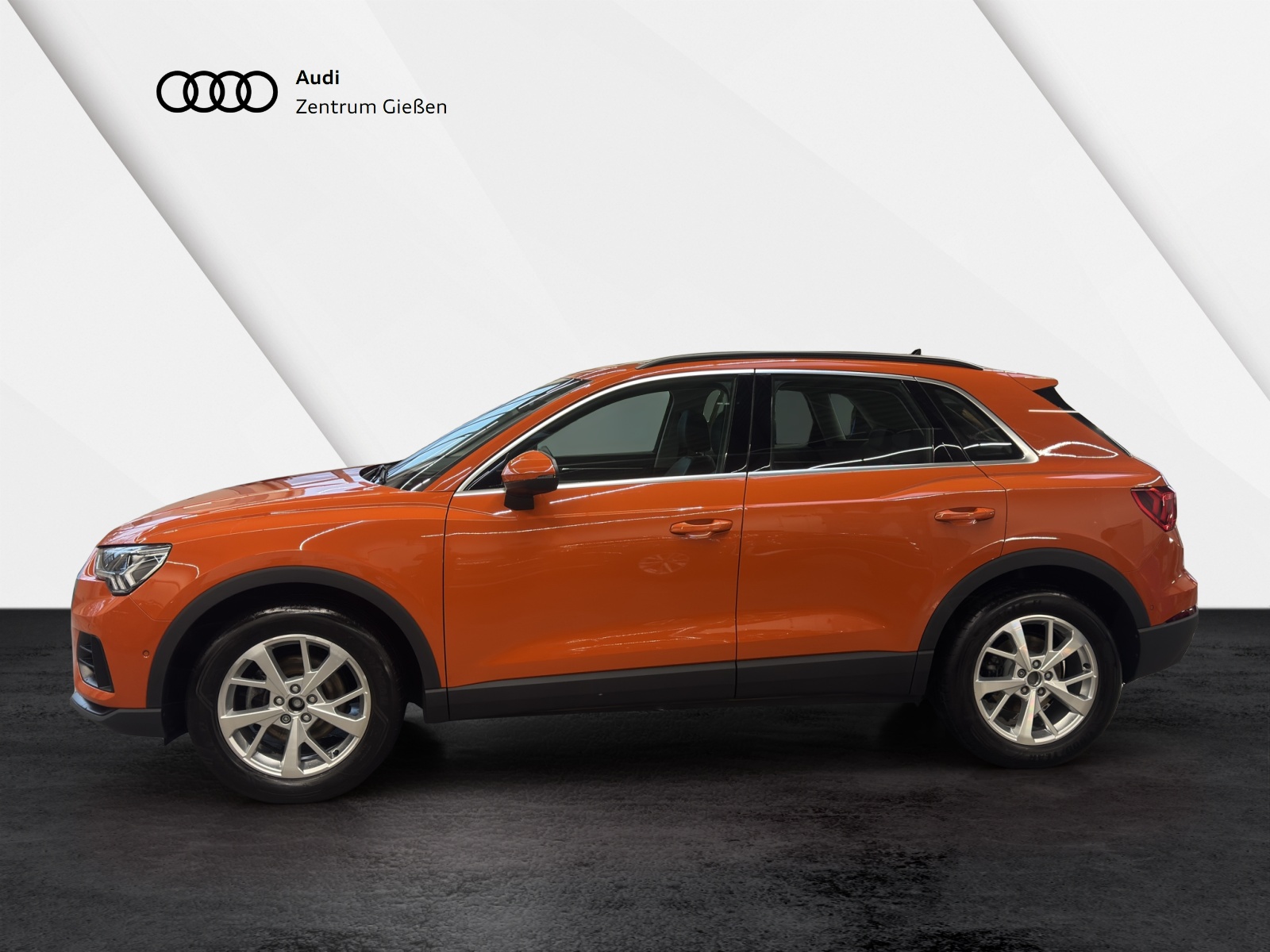 Q3 35 TFSI S tronic Pano AHK Navi Assistenzpaket