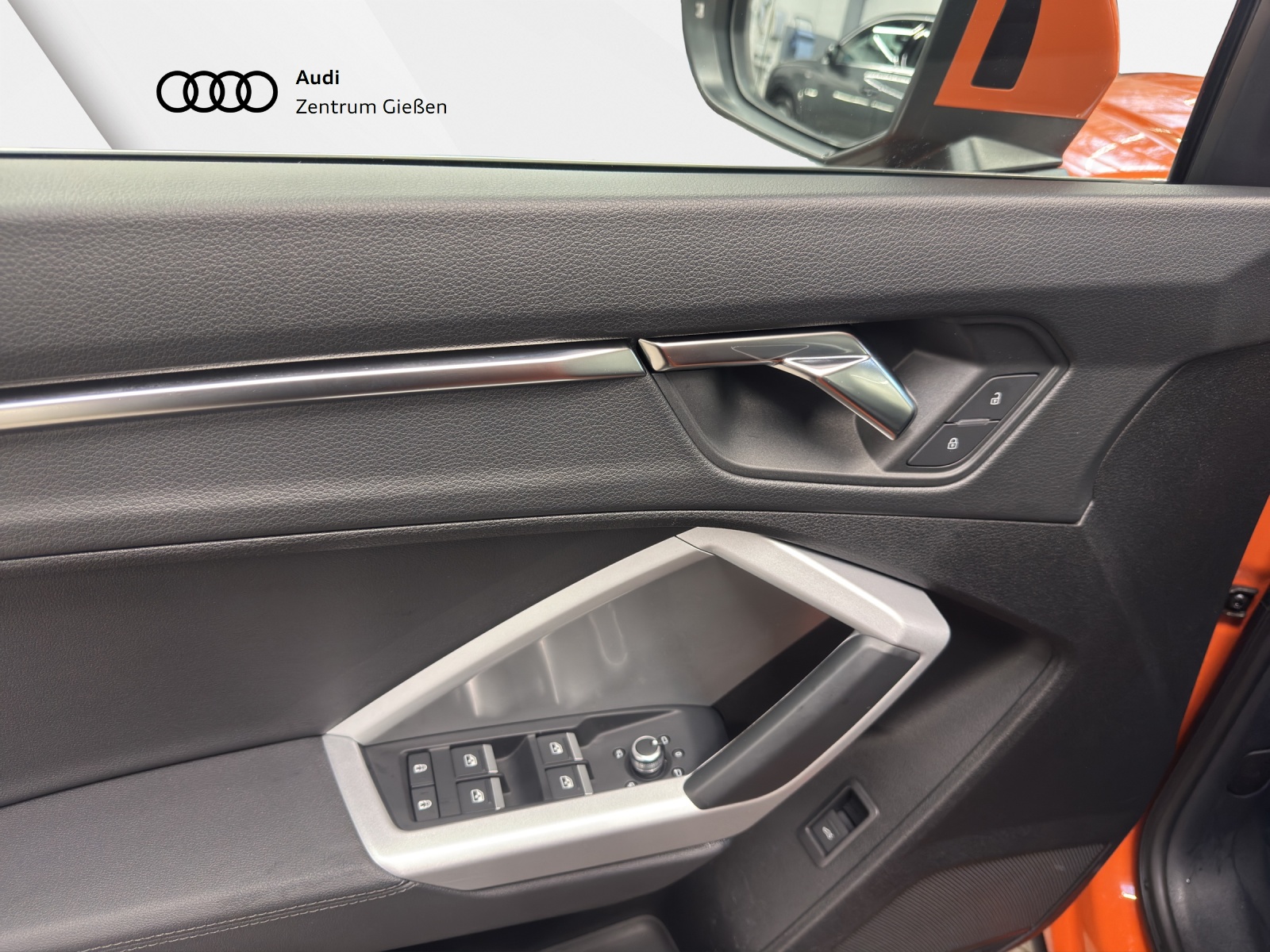 Q3 35 TFSI S tronic Pano AHK Navi Assistenzpaket