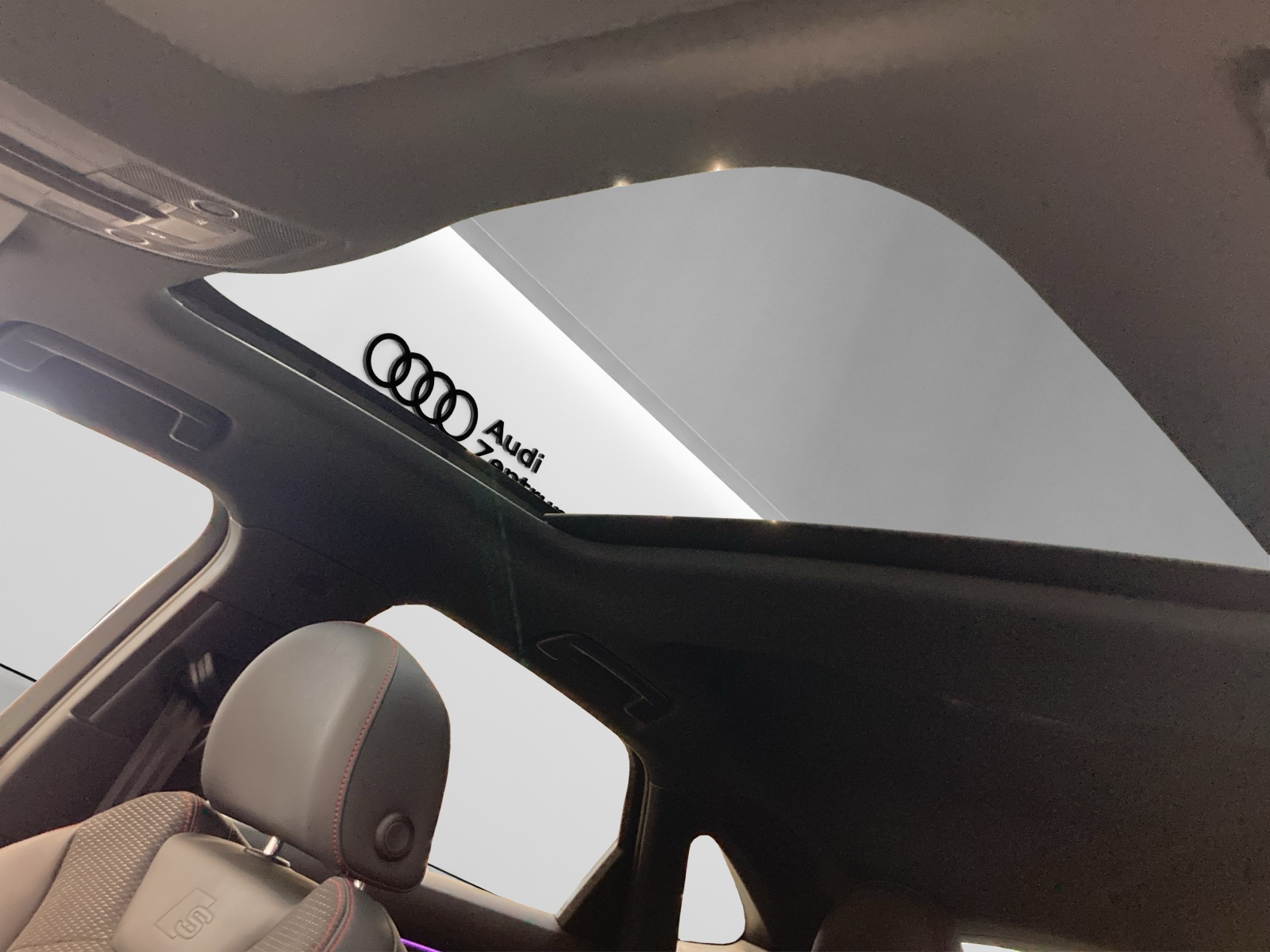 Q3 Sportback 40 TFSI quattro S line Black Pano Kamera LED Navi