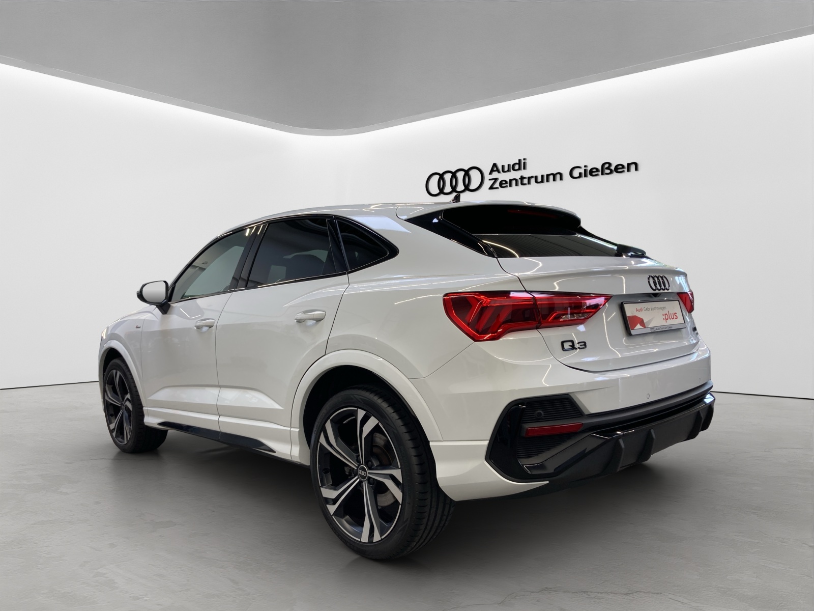 Q3 Sportback 40 TFSI quattro S line Black Pano Kamera LED Navi