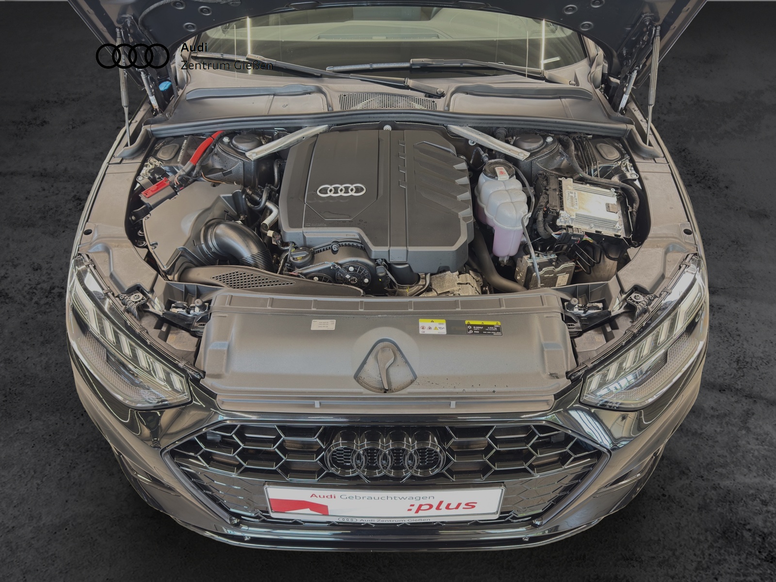 A4 Avant 40 TFSI S line Black competition edition plus Matrix-LED