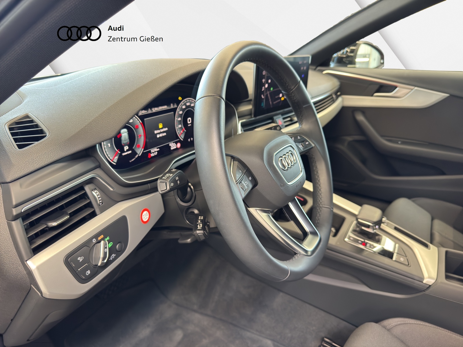 A4 Avant 40 TFSI S line Black competition edition plus Matrix-LED