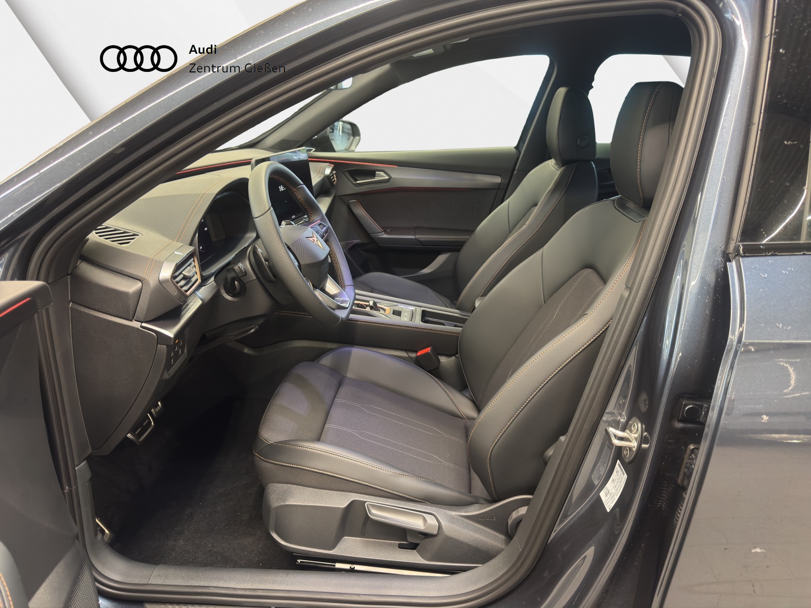 Formentor 1.5 eTSI DSG EDGE Navi ACC DCC LED Kamera