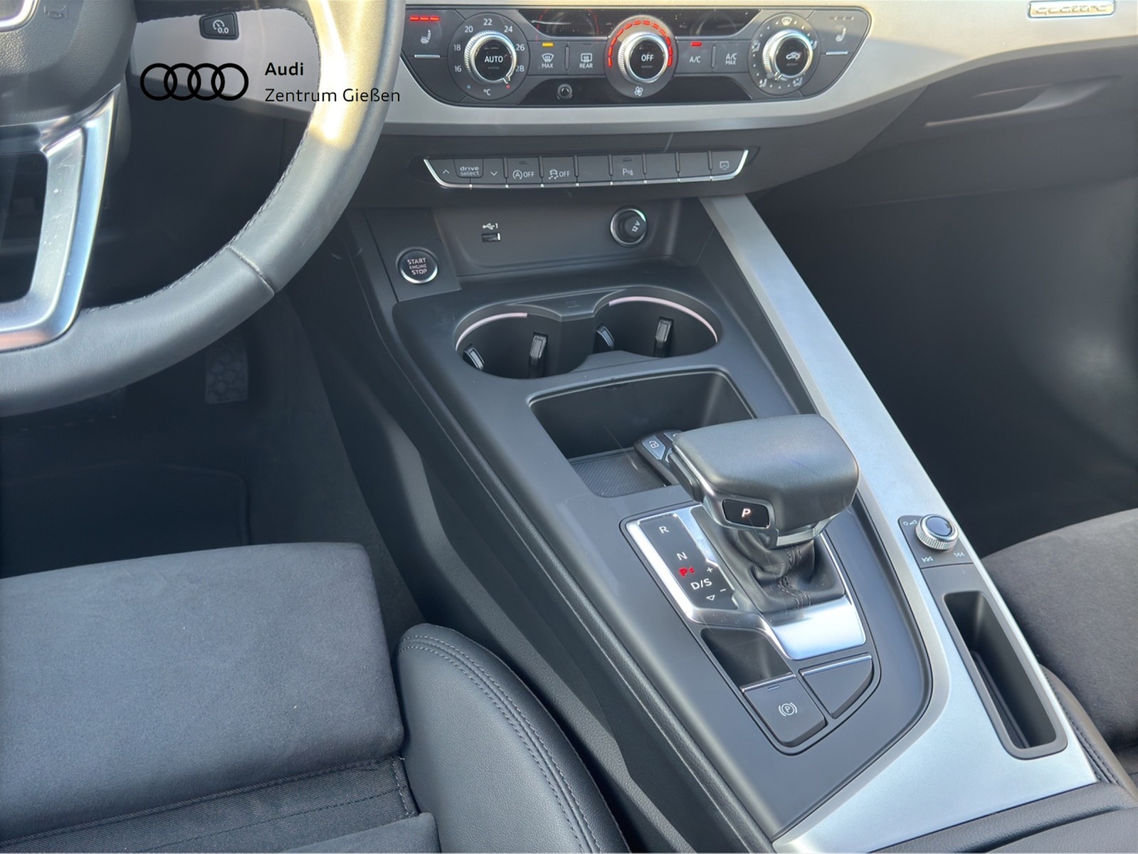 A4 Avant 45 TFSI quattro S line competition plus Matrix-LED Navi