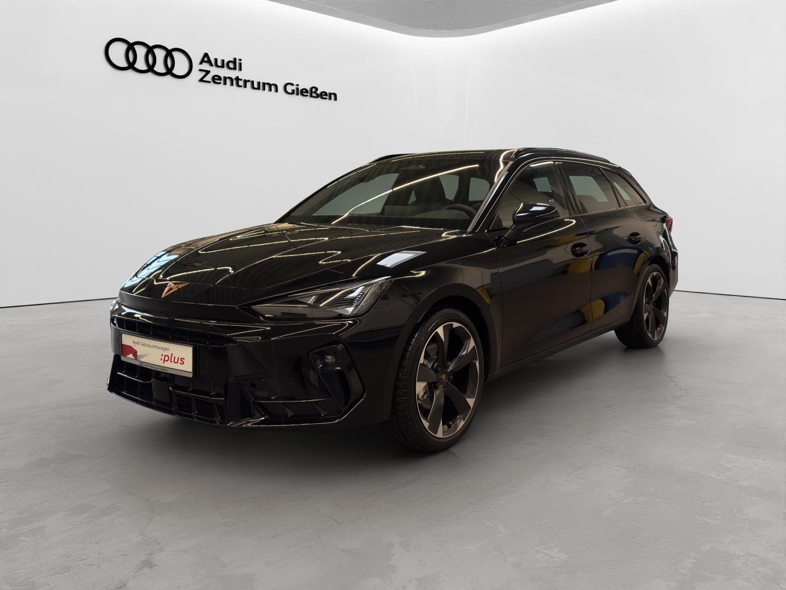 Leon Sportstourer 1.5 eTSI EDGE LED AHK ACC Kamera