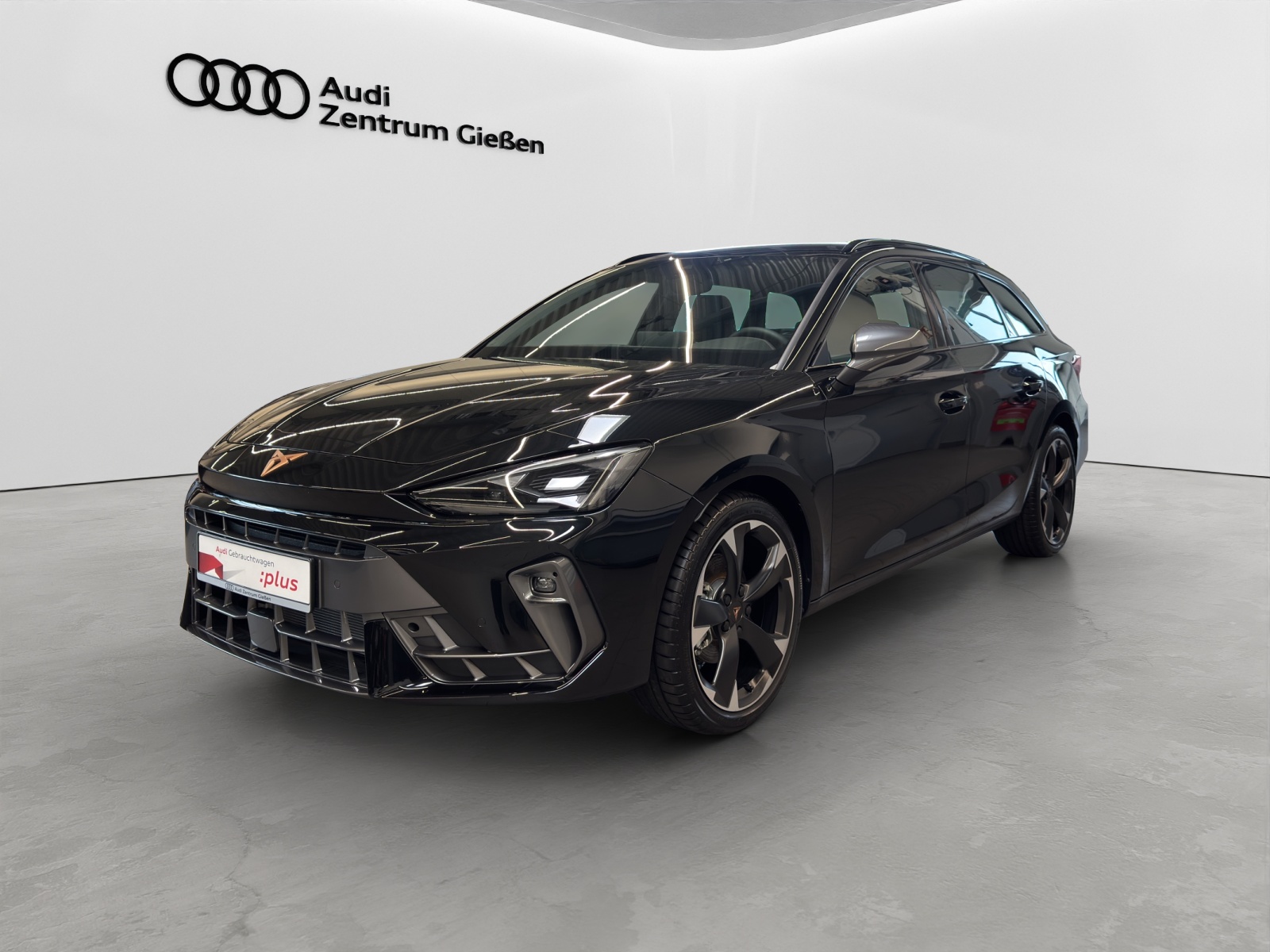 Leon Sportstourer 1.5 eTSI EDGE LED AHK ACC Kamera
