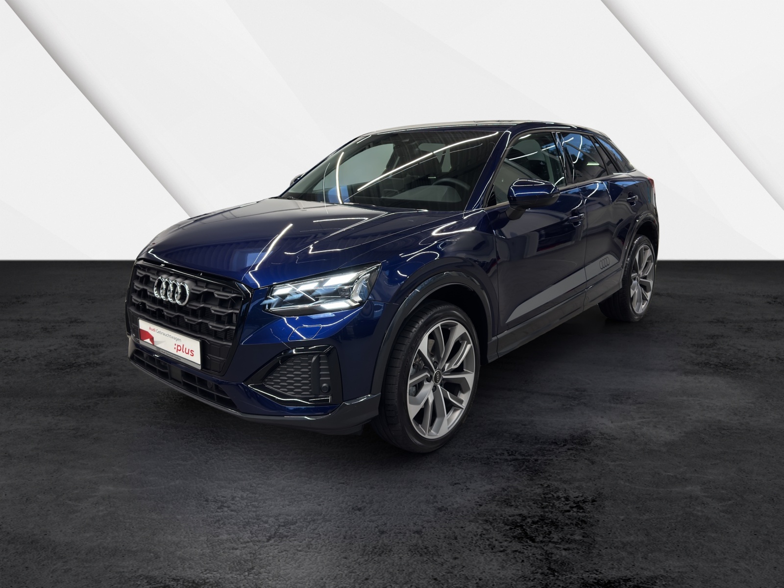 Q2 35 TFSI S-tronic advanced black AHK Matrix-LED Navi Plus